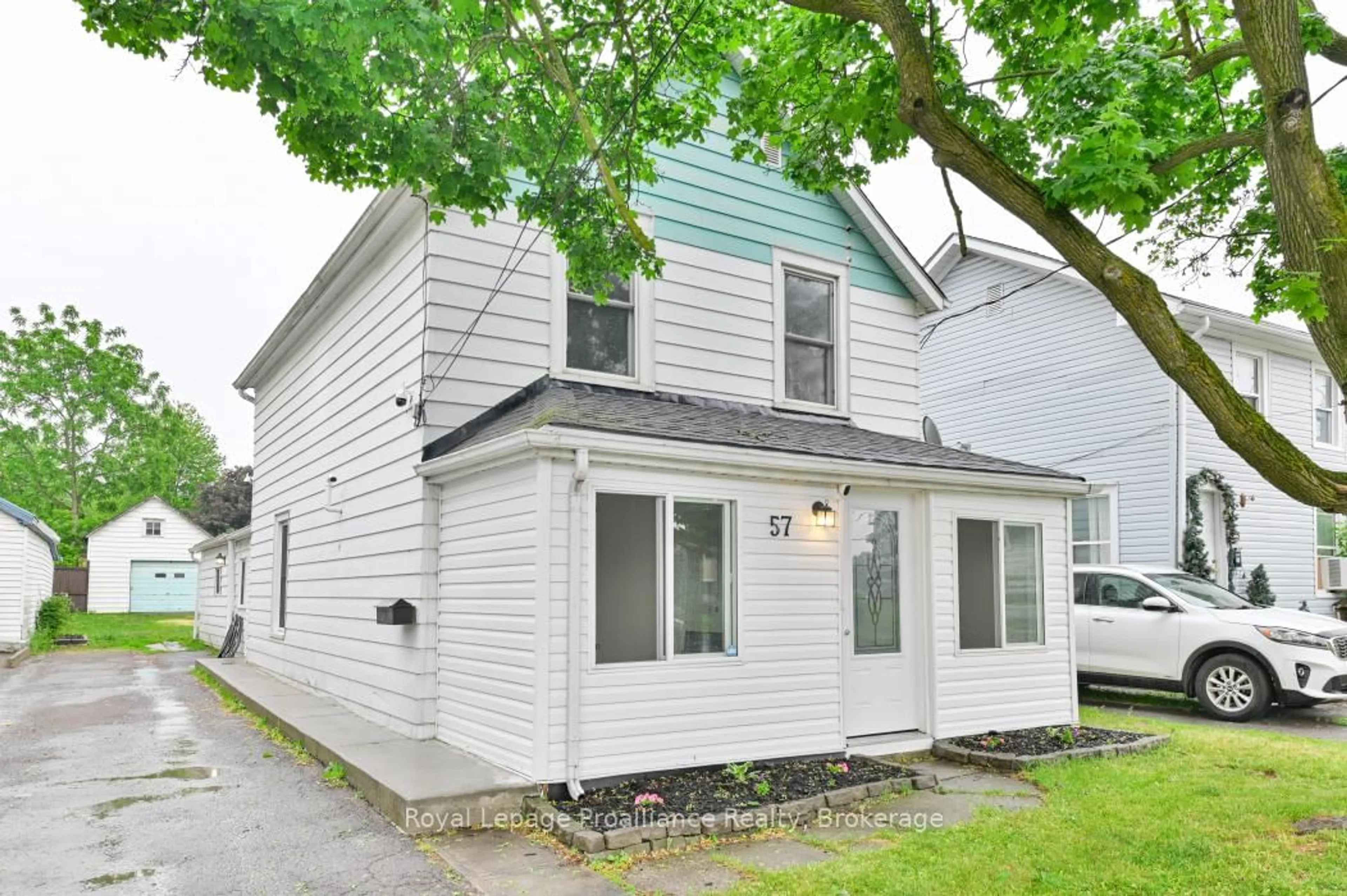 Home with vinyl exterior material, street for 57 Albion St, Belleville Ontario K8N 3R7