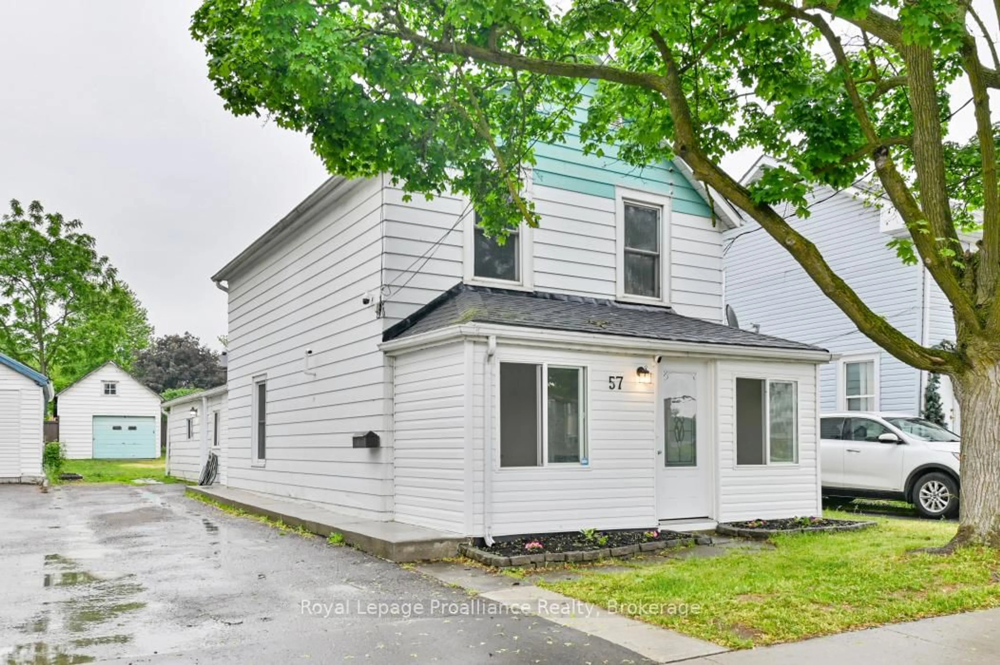 Home with vinyl exterior material, street for 57 Albion St, Belleville Ontario K8N 3R7