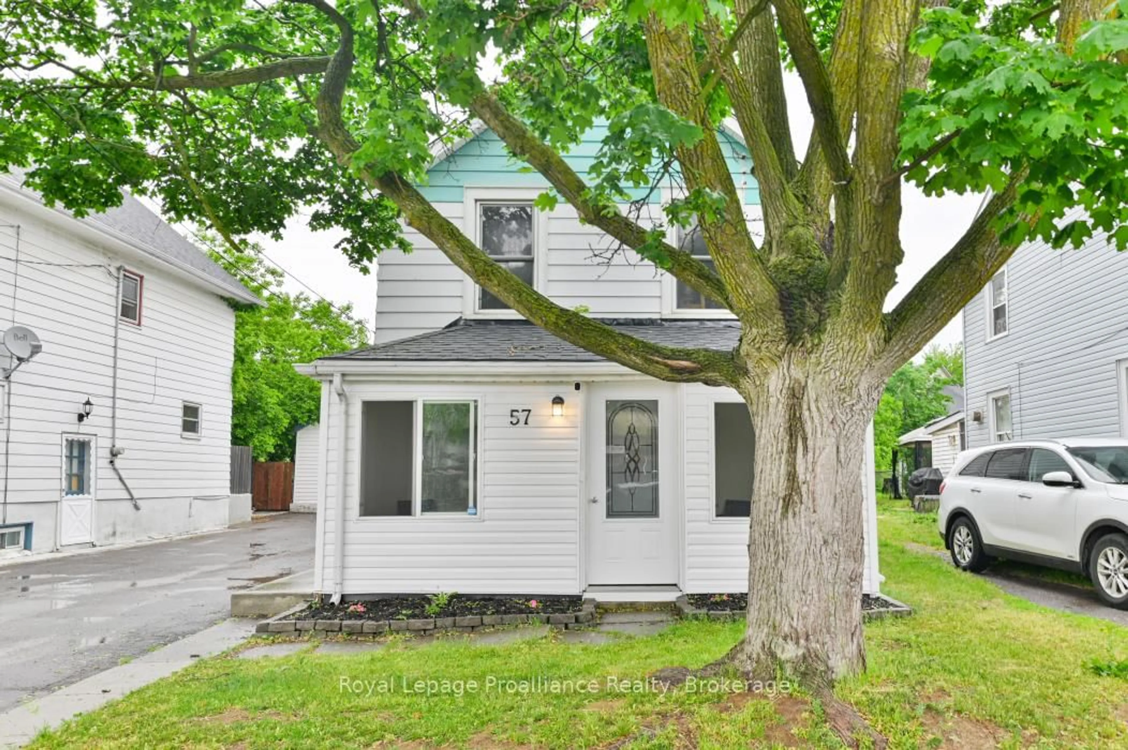 Home with vinyl exterior material, street for 57 Albion St, Belleville Ontario K8N 3R7