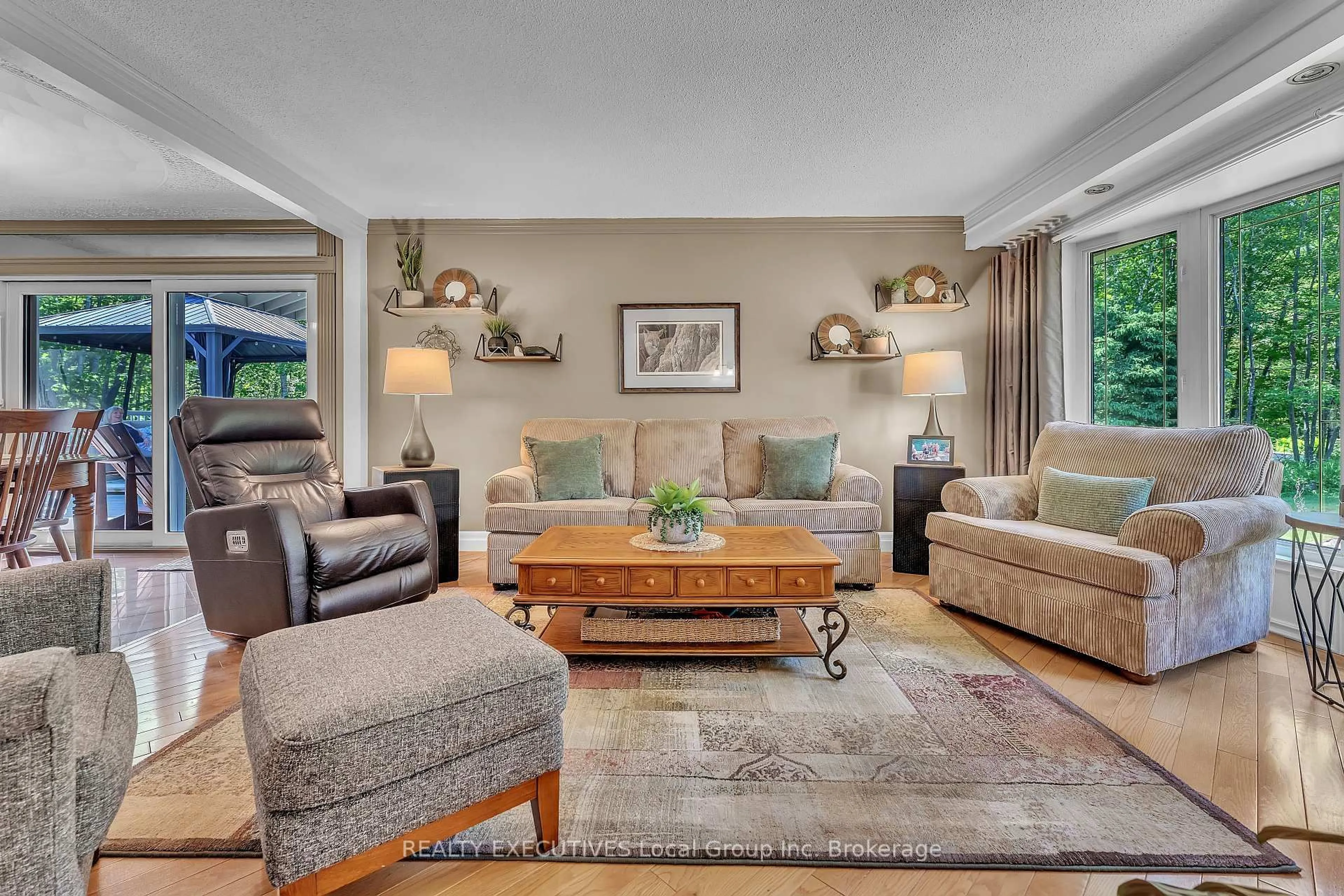 Living room with furniture, unknown for 190 Mirimishi Rd, East Ferris Ontario P0H 1K0