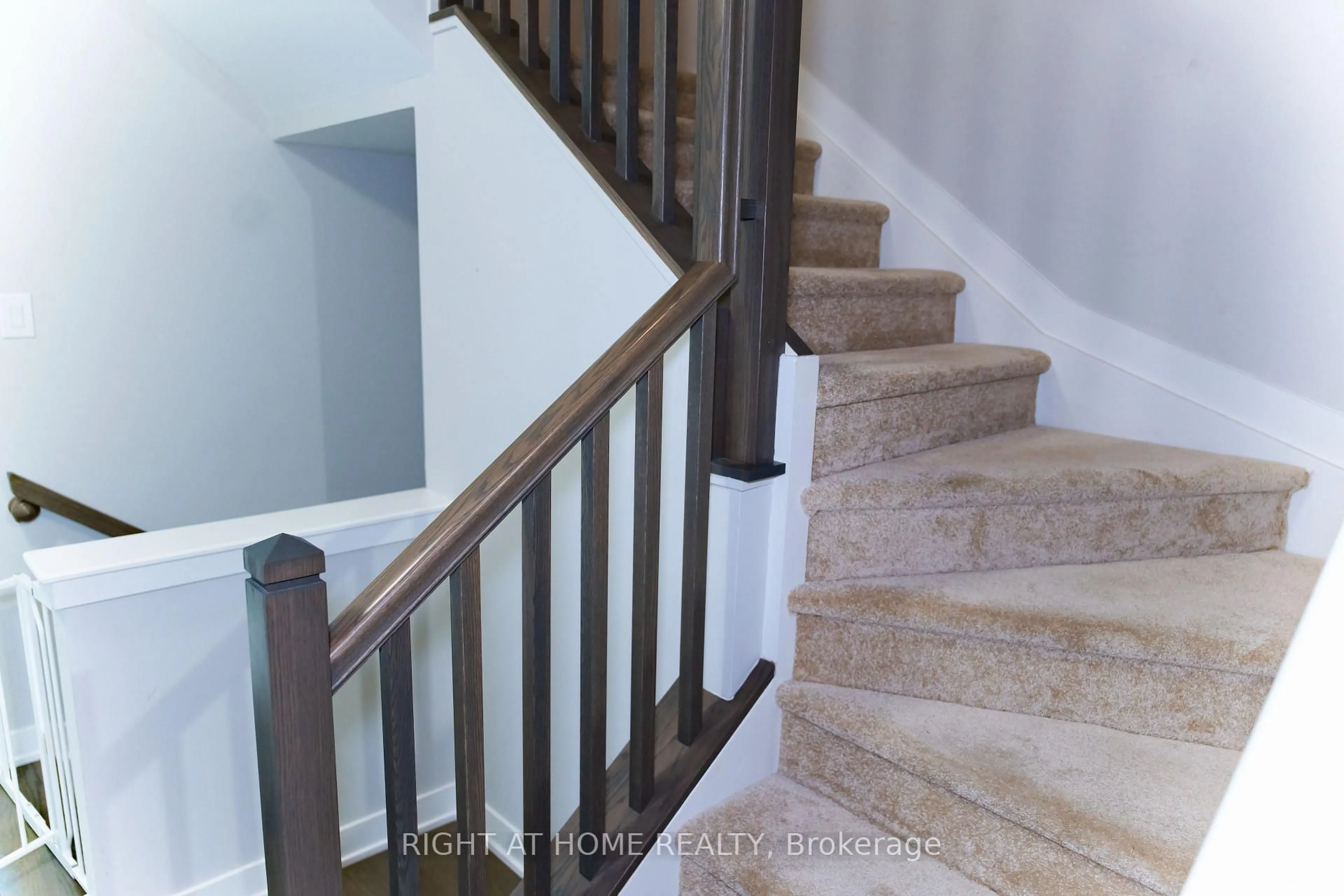 Stairs for 76 Kindred Row, Ottawa Ontario K2S 3A2