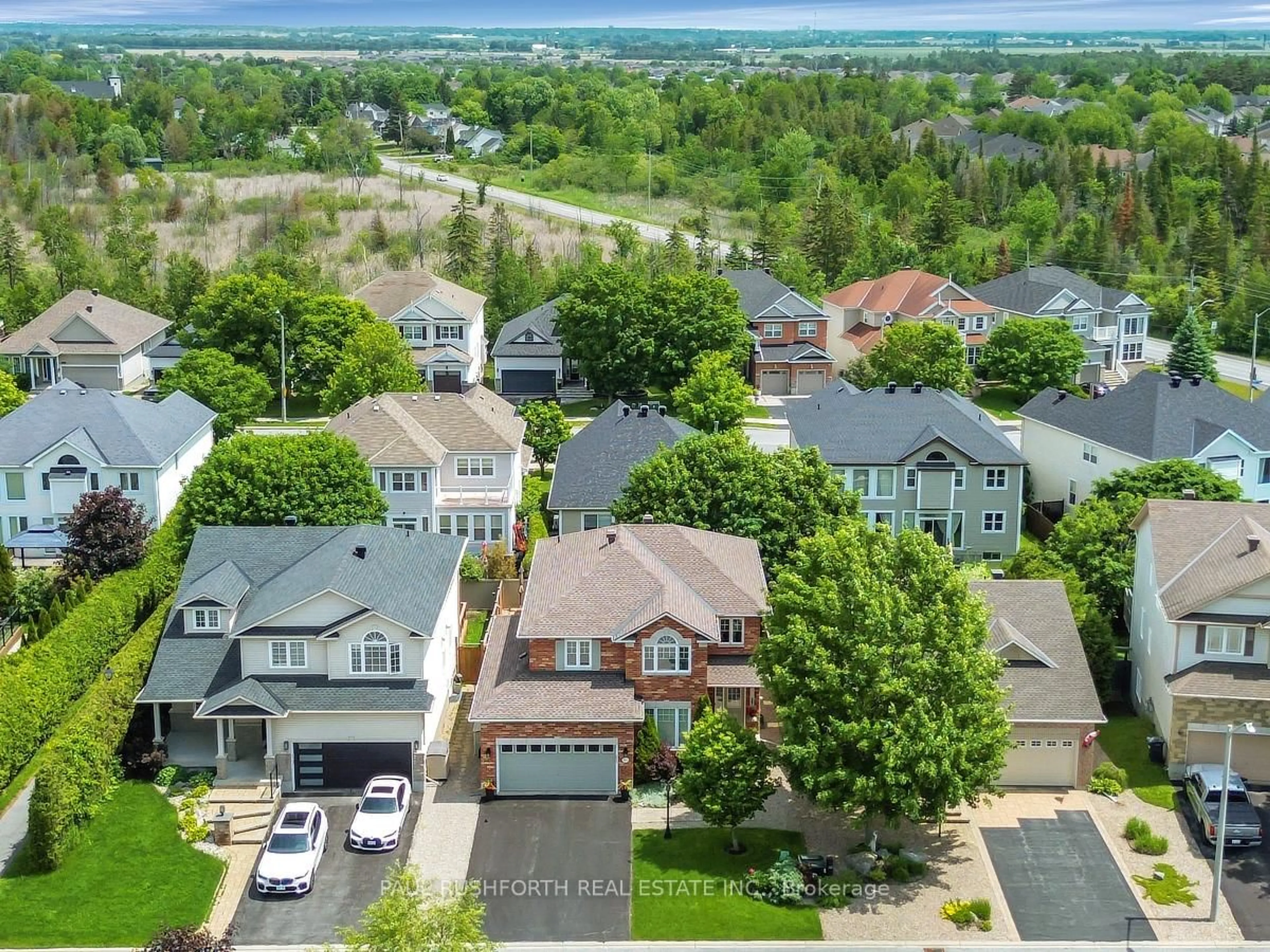 A pic from outside/outdoor area/front of a property/back of a property/a pic from drone, unknown for 504 Landswood Way, Ottawa Ontario K2S 0A5