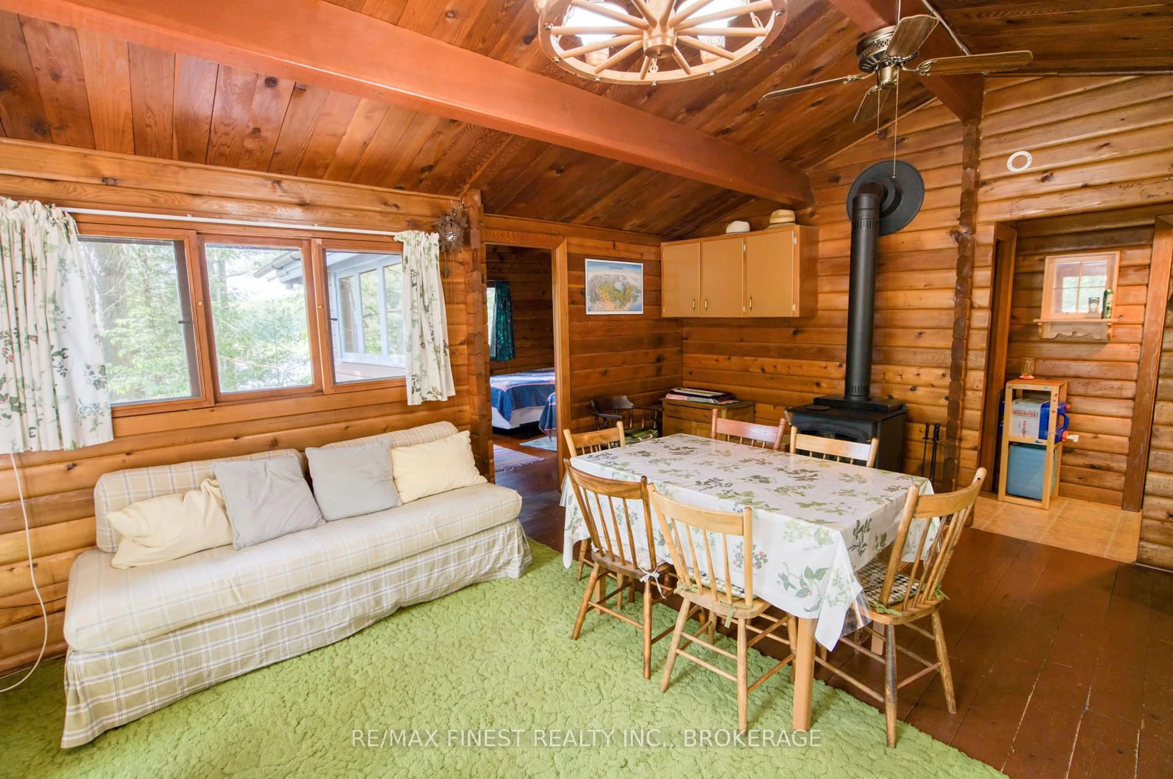 Dining room, wood/laminate floor for 1029 Oak Lane North, Sharbot Lake Ontario K0H 2P0