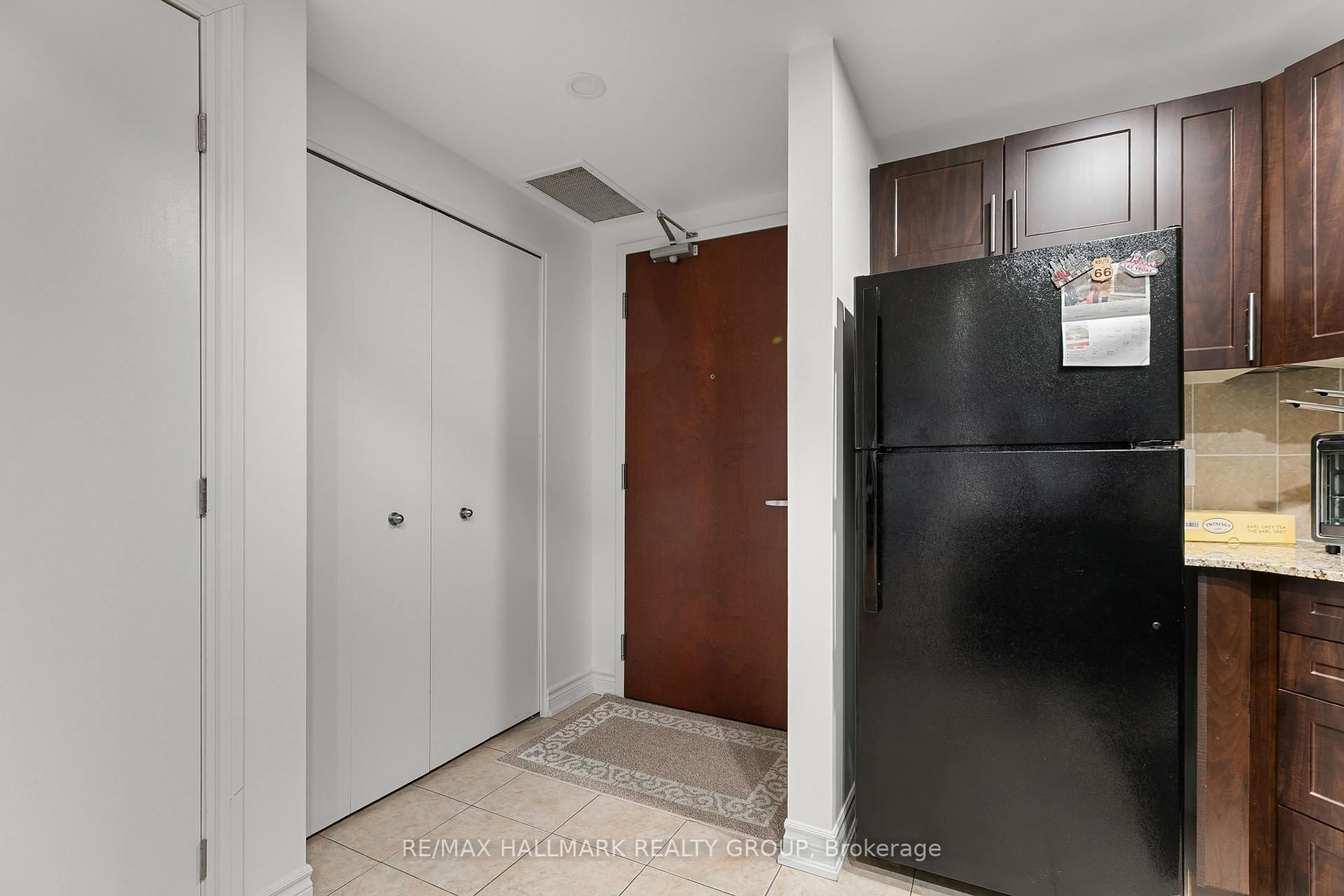 Unknown for 234 Rideau St #1509, Ottawa Ontario K1N 0A9