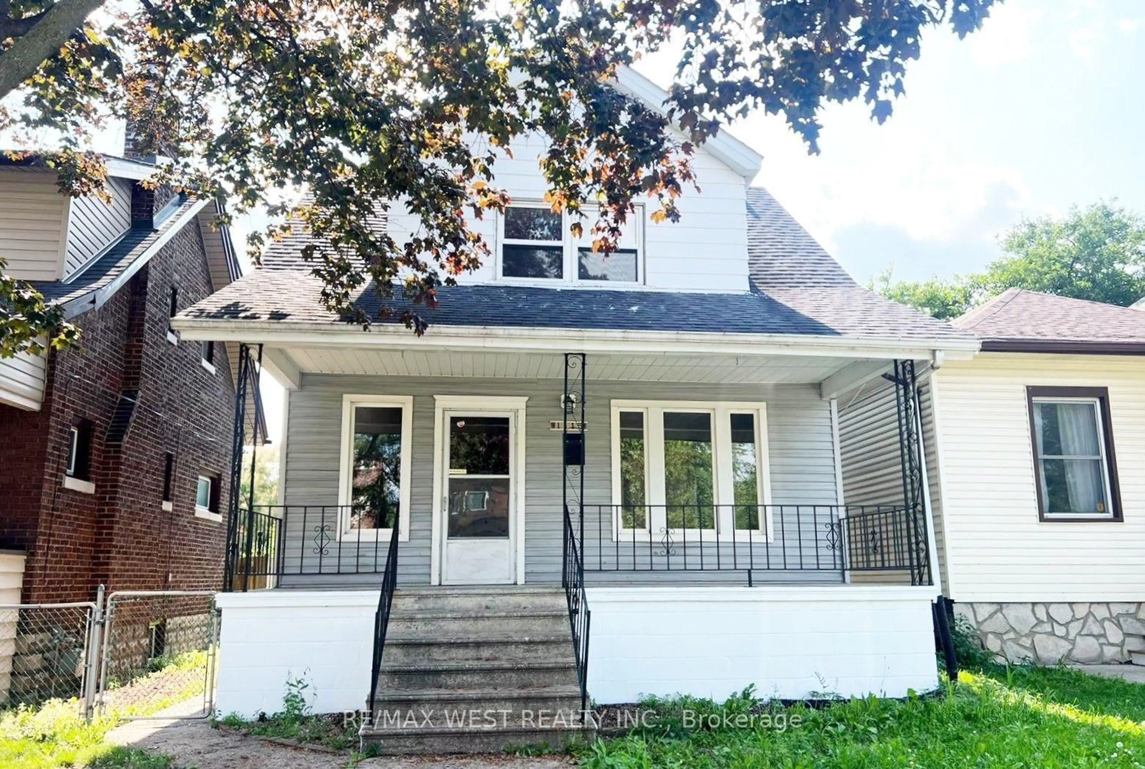 Home with brick exterior material, street for 1115 Church St, Windsor Ontario N9A 4V5
