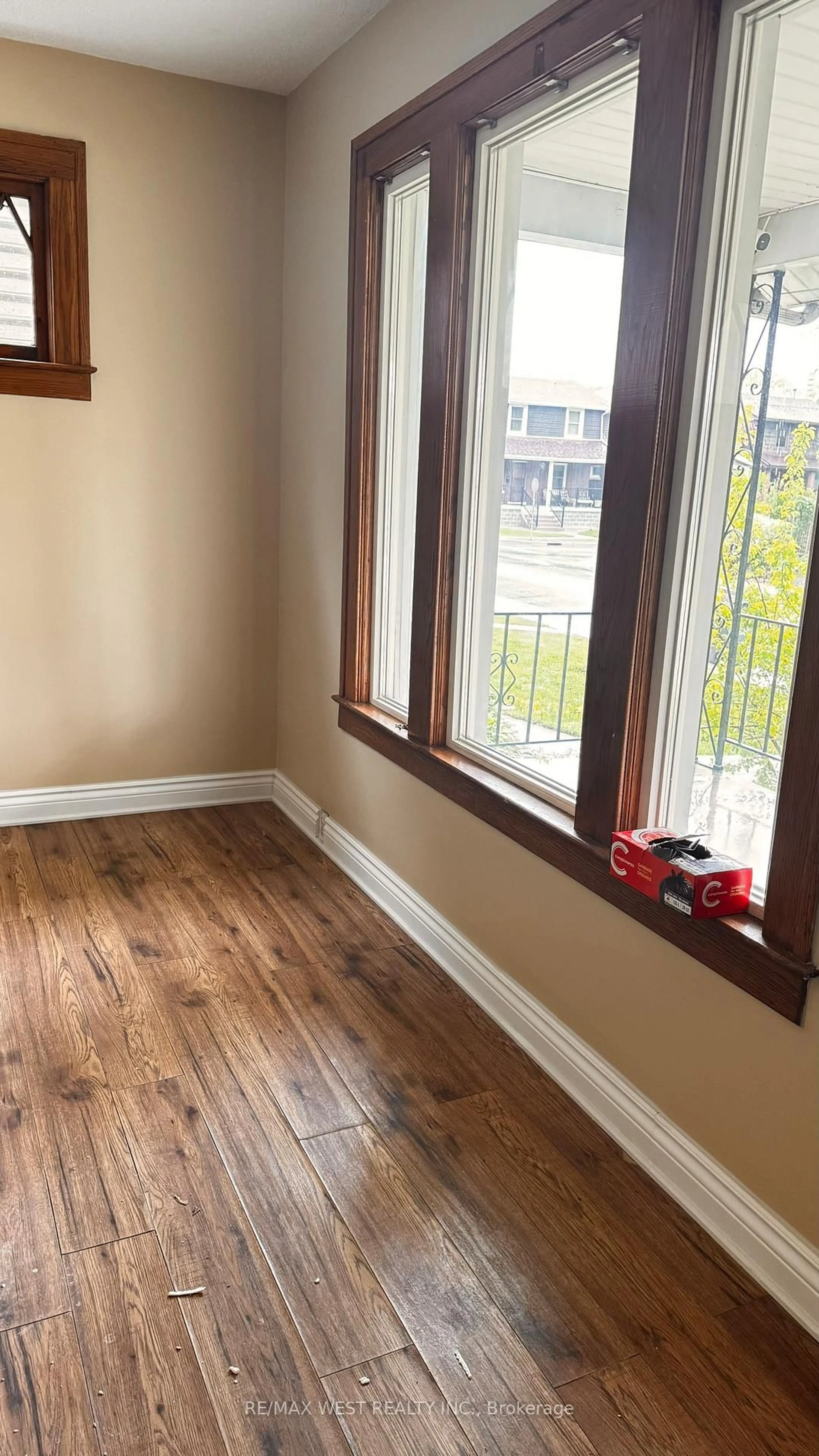 A pic of a room for 1115 Church St, Windsor Ontario N9A 4V5