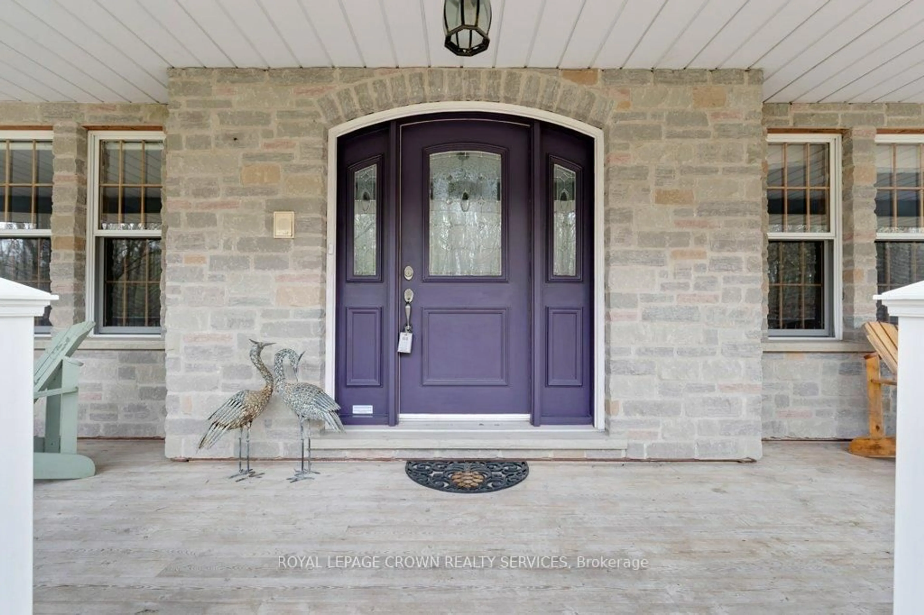 Indoor entryway for 2 Hughson Lane, North Dumfries Ontario N1R 5S6
