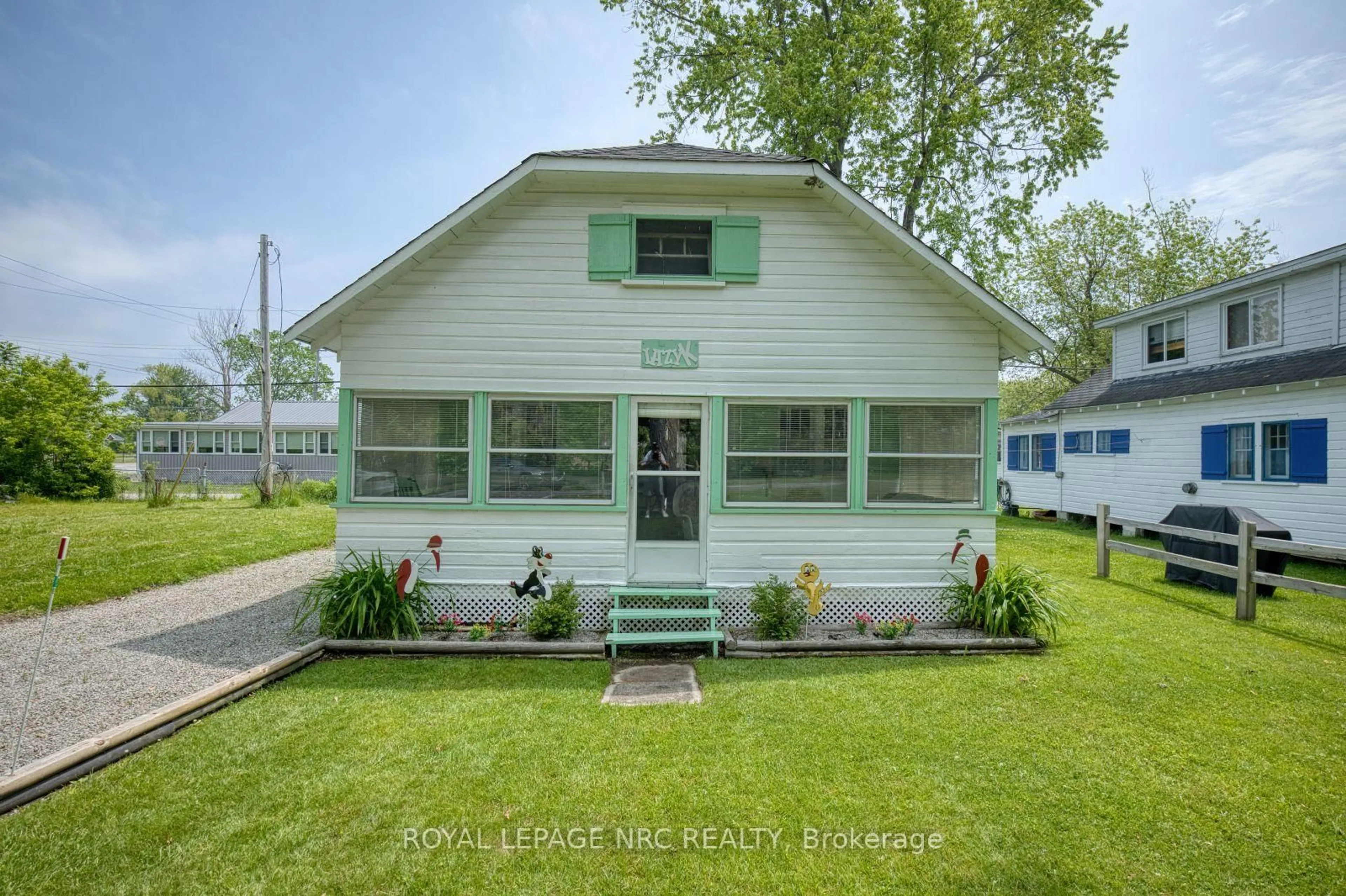 Home with vinyl exterior material, street for 12194 Augustine Rd, Wainfleet Ontario L0S 1V0