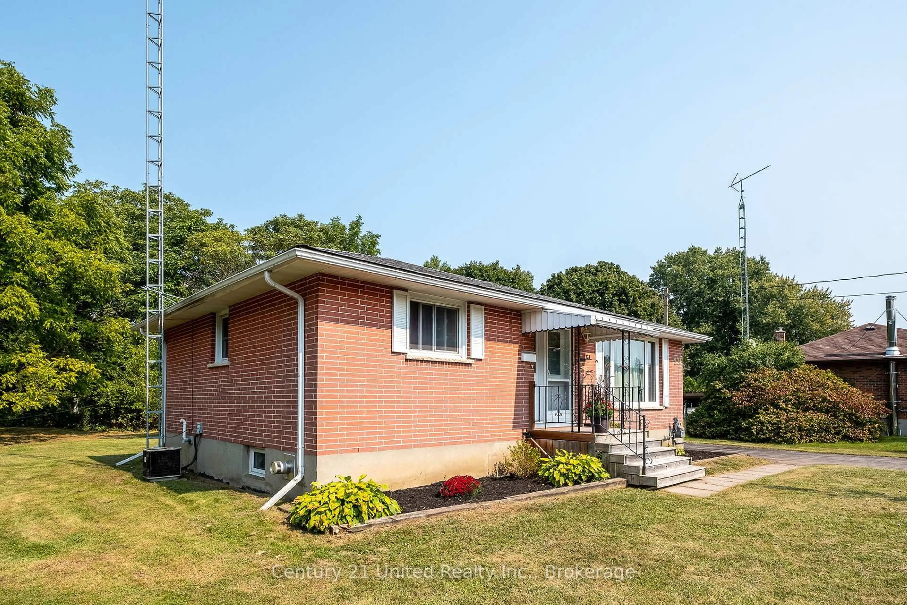 Home with brick exterior material, unknown for 224 Nickerson Dr, Cobourg Ontario K9A 1A5