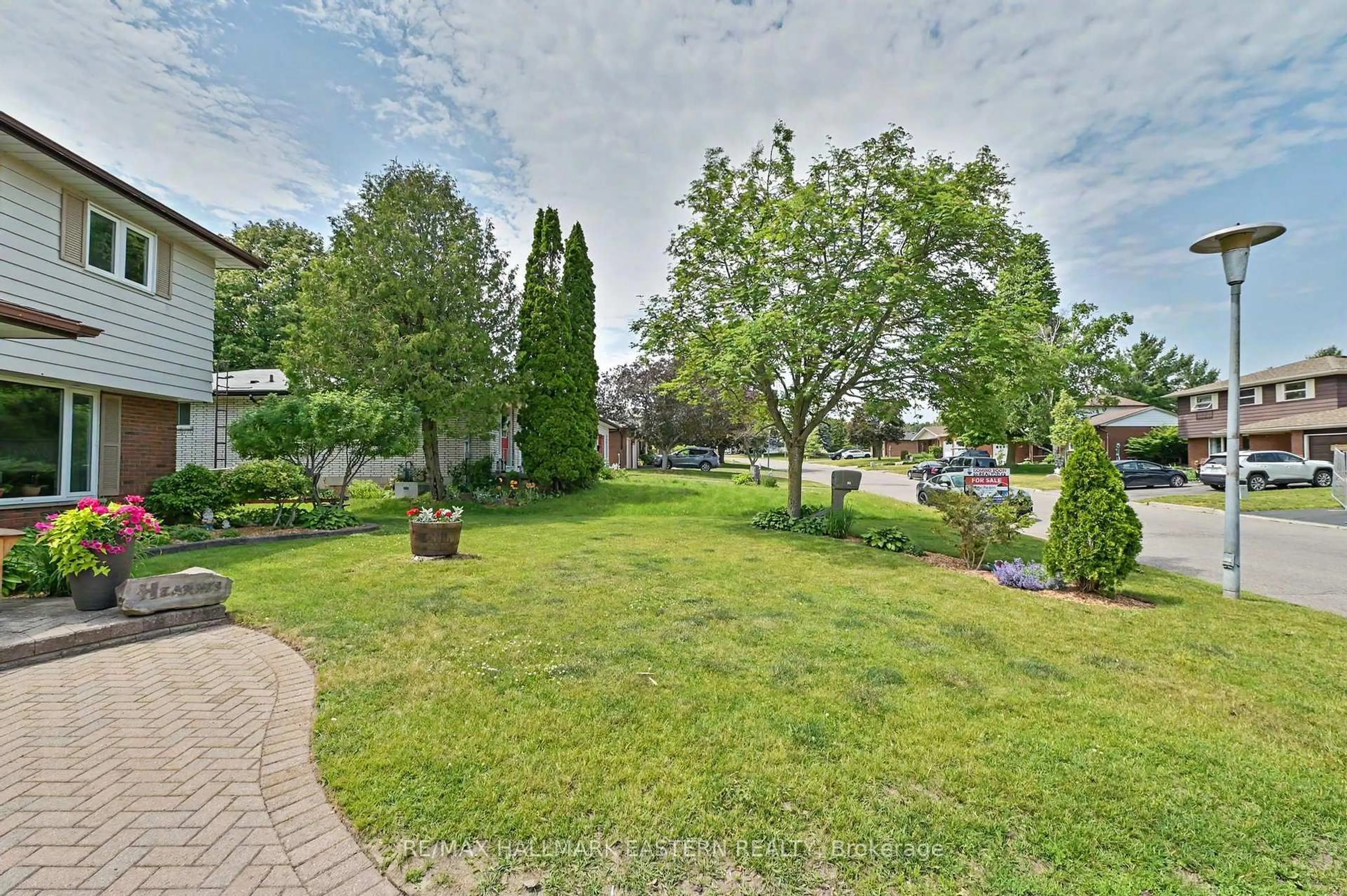 A pic from outside/outdoor area/front of a property/back of a property/a pic from drone, water/lake/river/ocean view for 95 Centennial Dr, Port Hope Ontario L1A 3X3