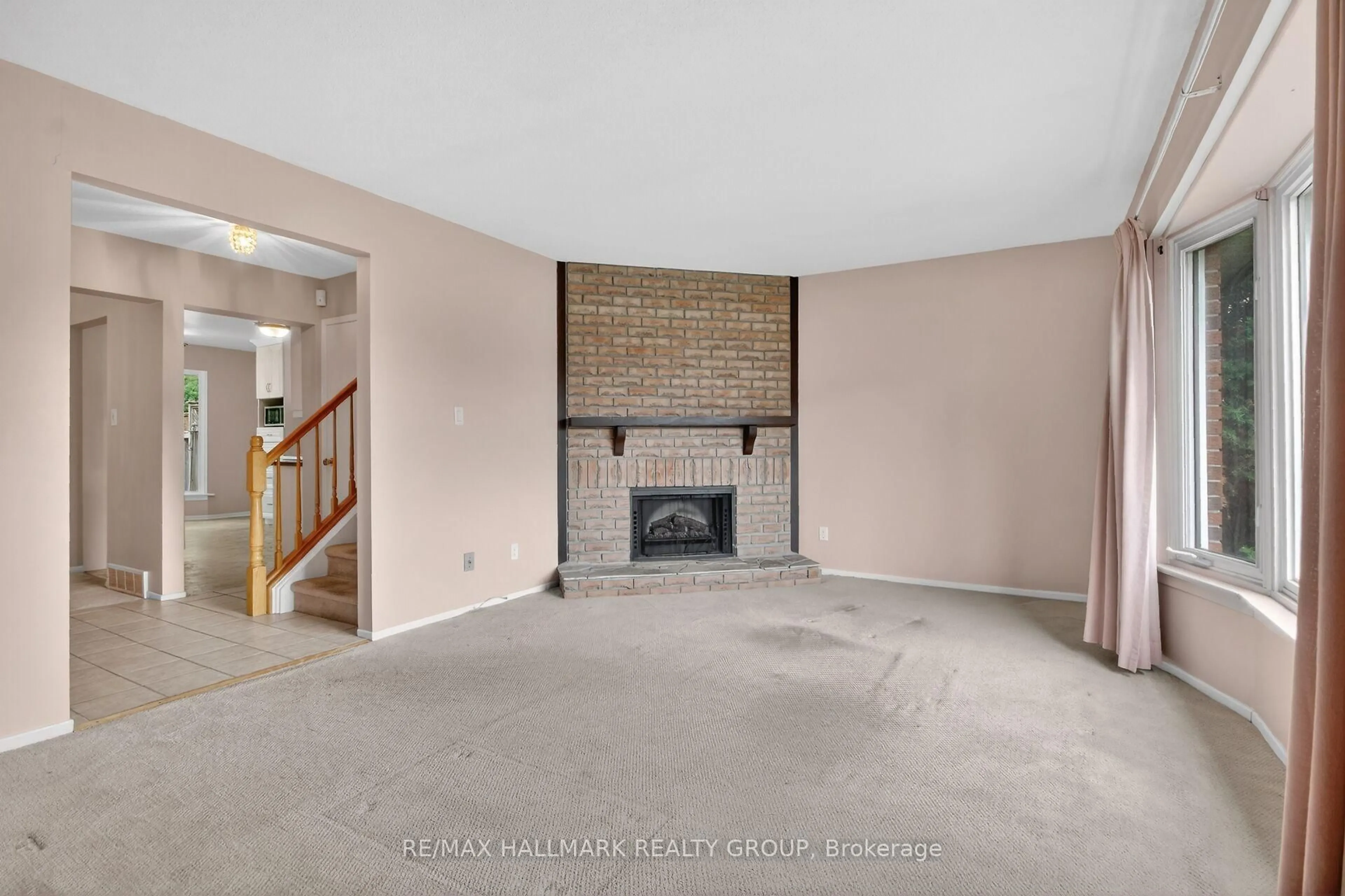 A pic of a room for 38 Amherst Cres, Ottawa Ontario K2J 1V9