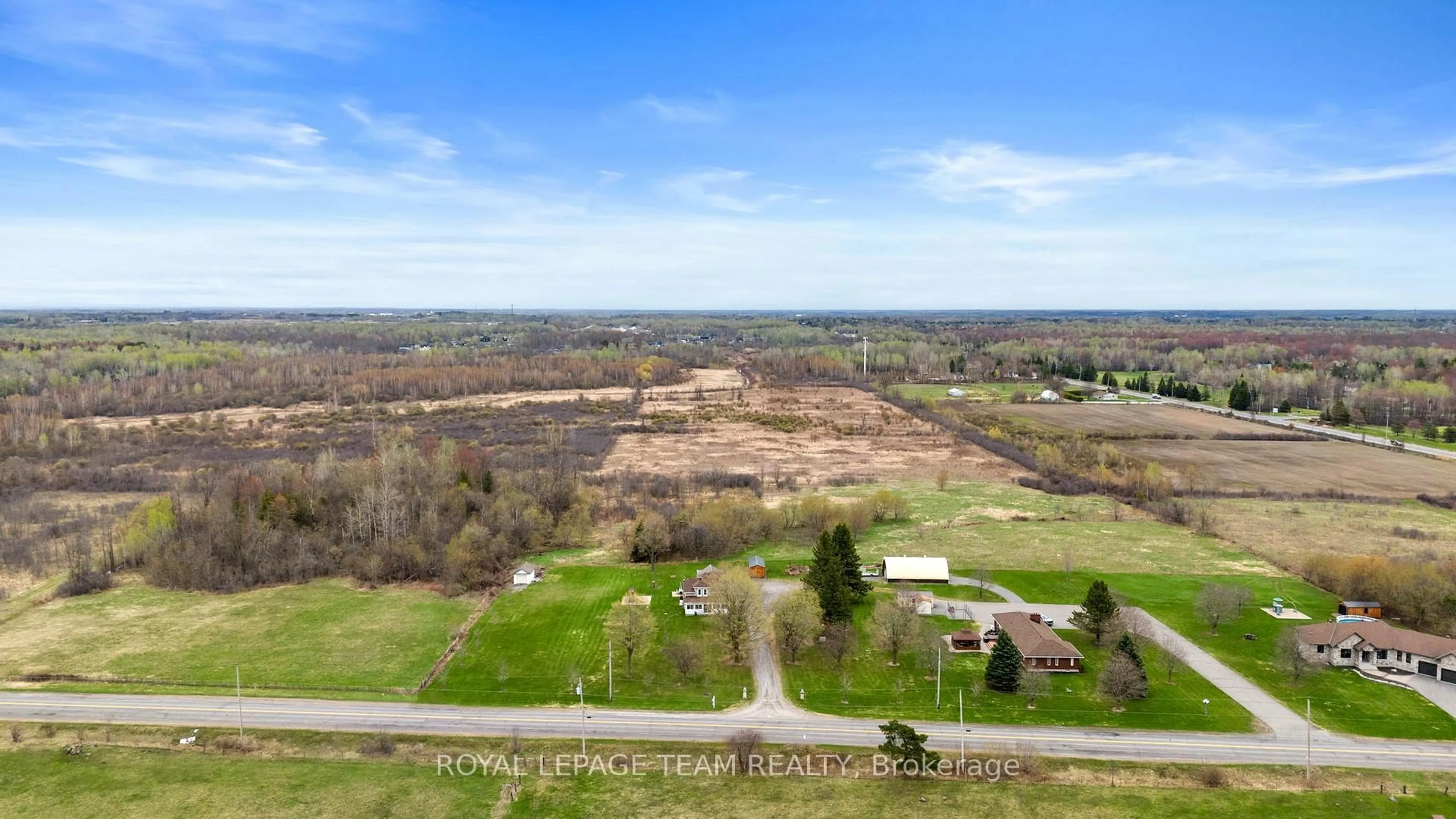 A pic from outside/outdoor area/front of a property/back of a property/a pic from drone, water/lake/river/ocean view for 5349 Bowesville Rd, Ottawa Ontario K1X 1B8