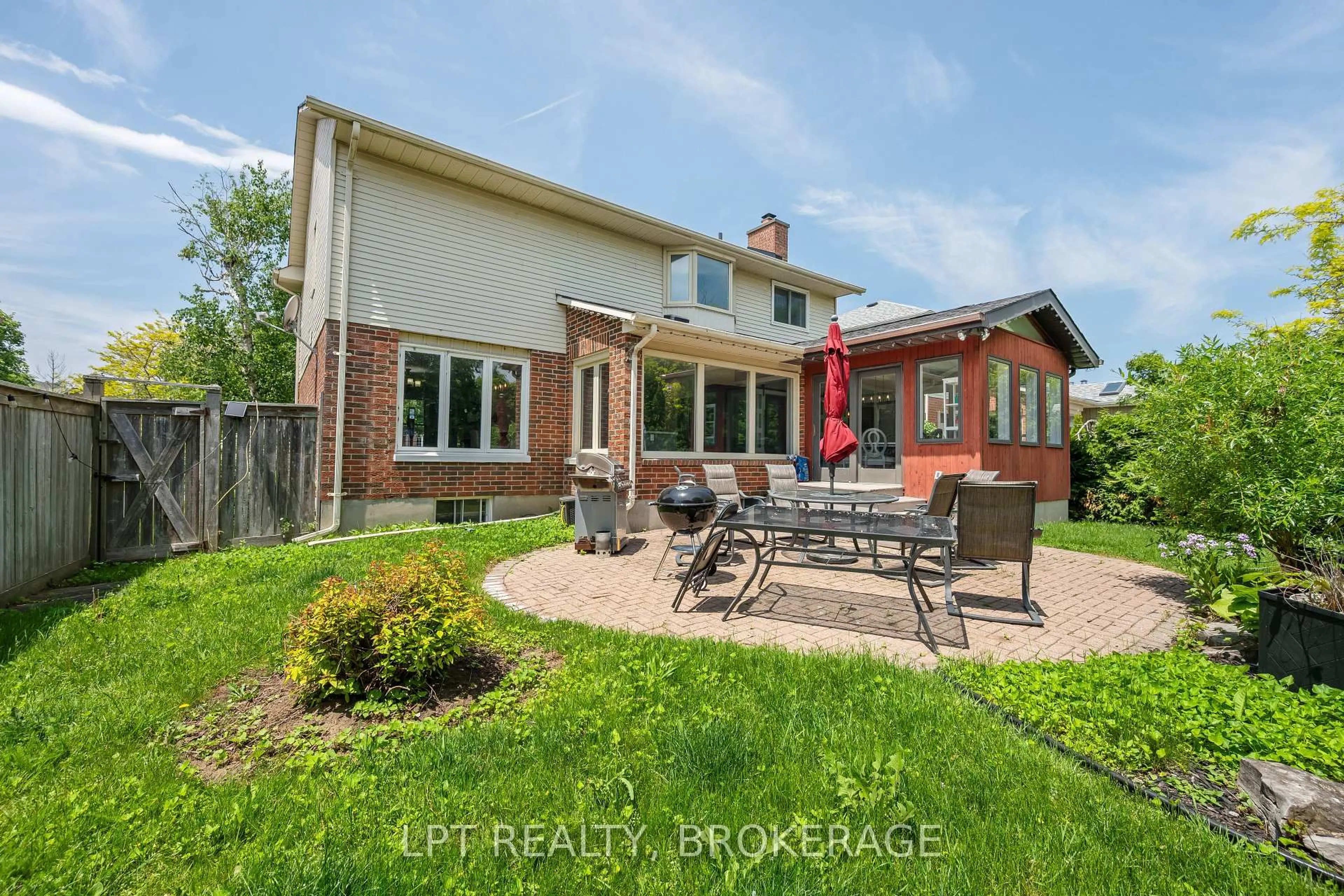 Unknown for 19 Collegeview Cres, Kingston Ontario K7M 7J8
