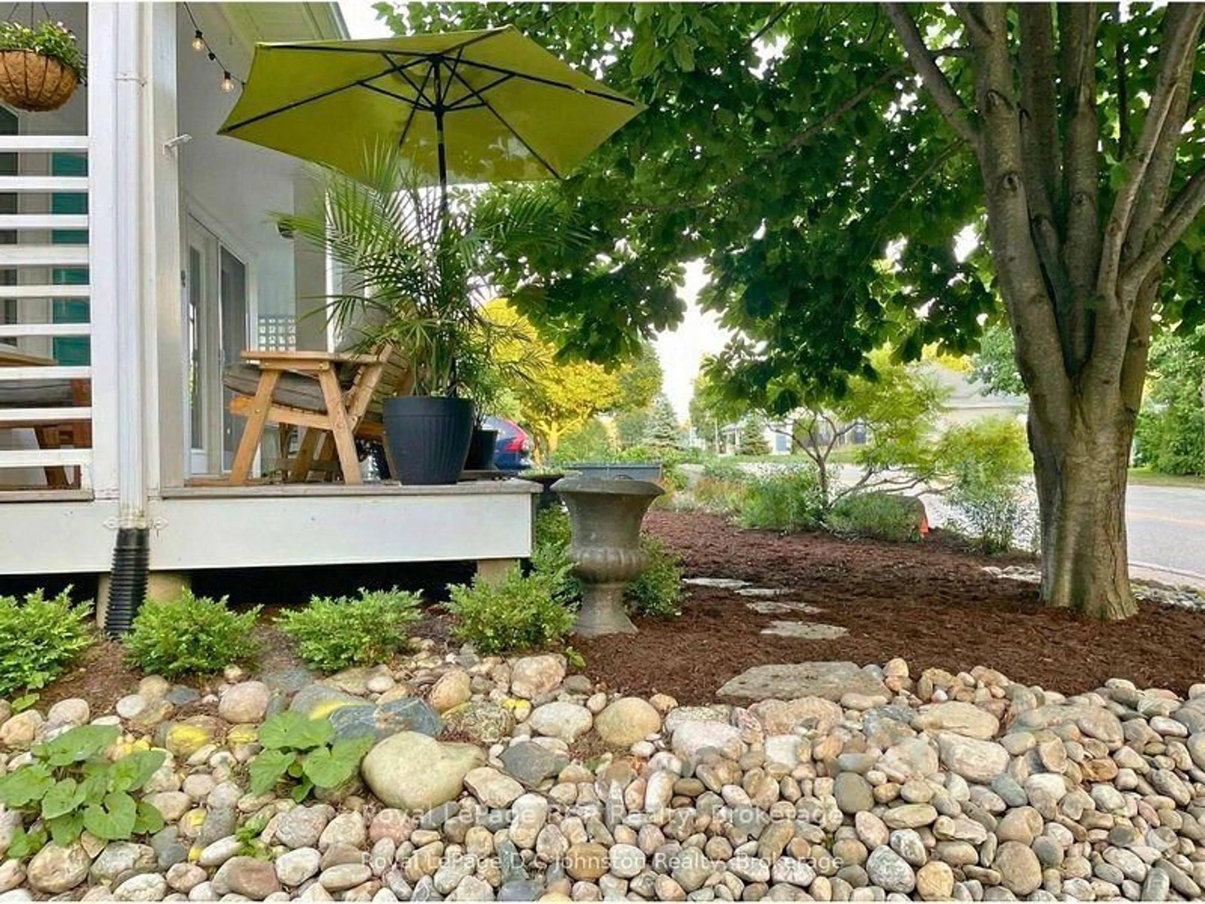 Patio, water/lake/river/ocean view for 106 383 McNabb St, Saugeen Shores Ontario N0H 2L0