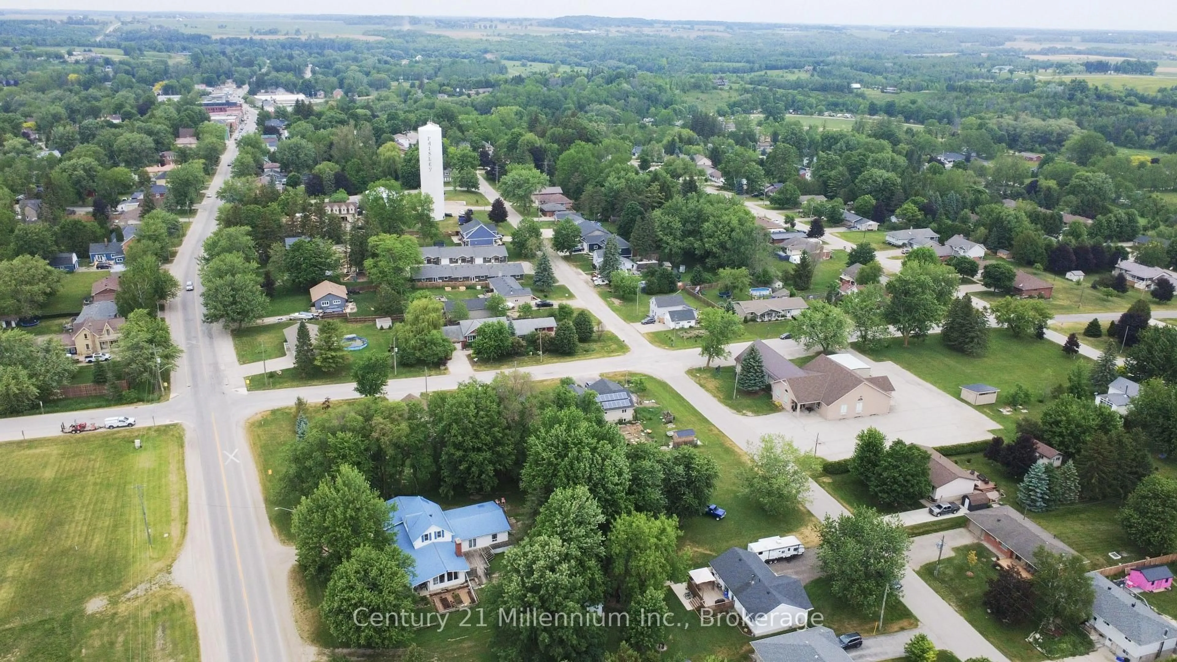 A pic from outside/outdoor area/front of a property/back of a property/a pic from drone, street for 101 Albert St, Arran-Elderslie Ontario N0G 2N0