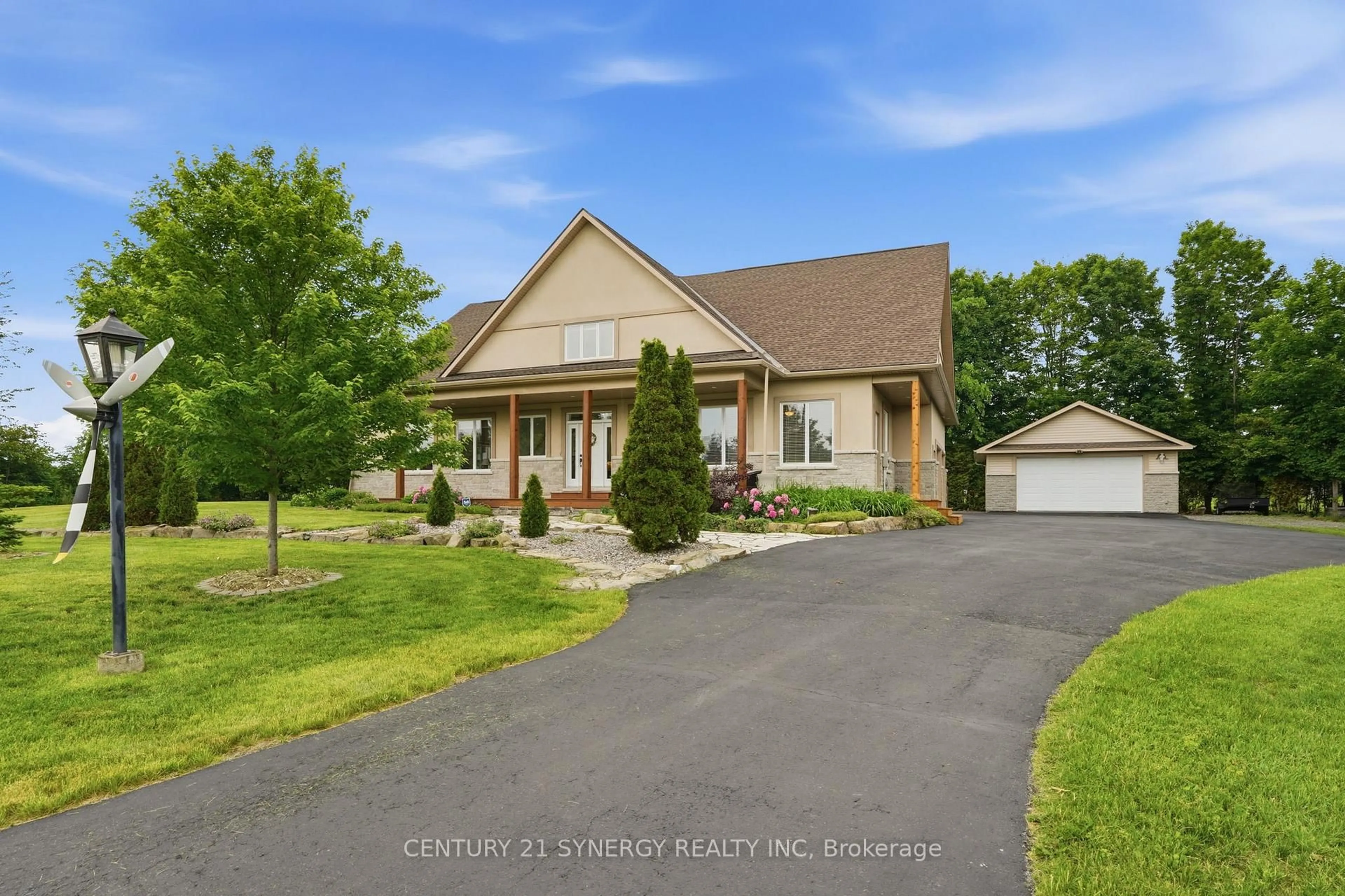 A pic from outside/outdoor area/front of a property/back of a property/a pic from drone, street for 8279 Nova Lux Way, Metcalfe Ontario K0A 2P0