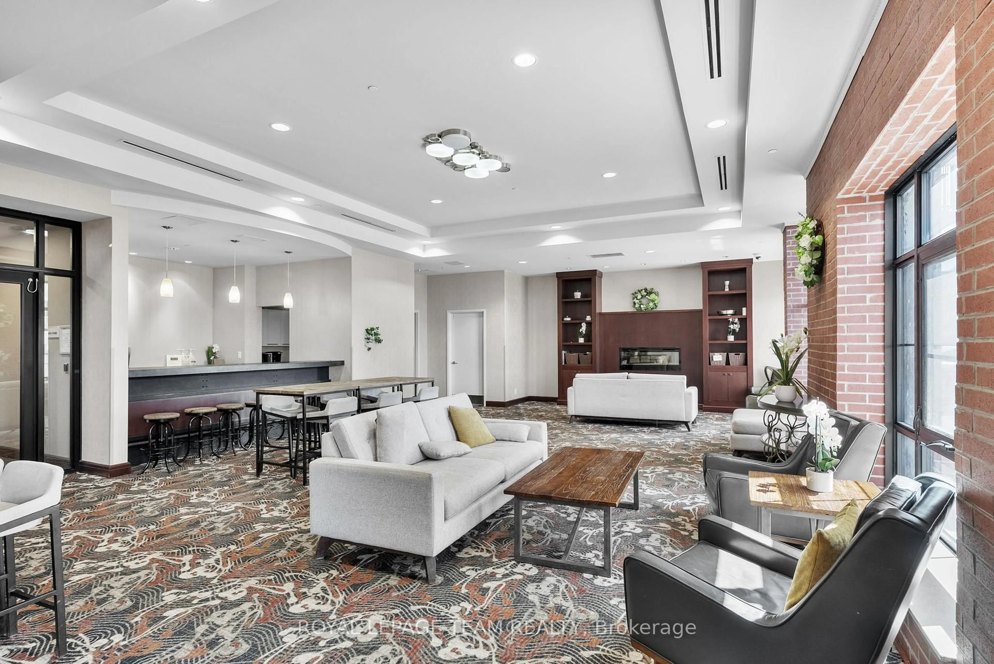 Lobby for 555 ANAND Private #808, Ottawa Ontario K1V 2R7