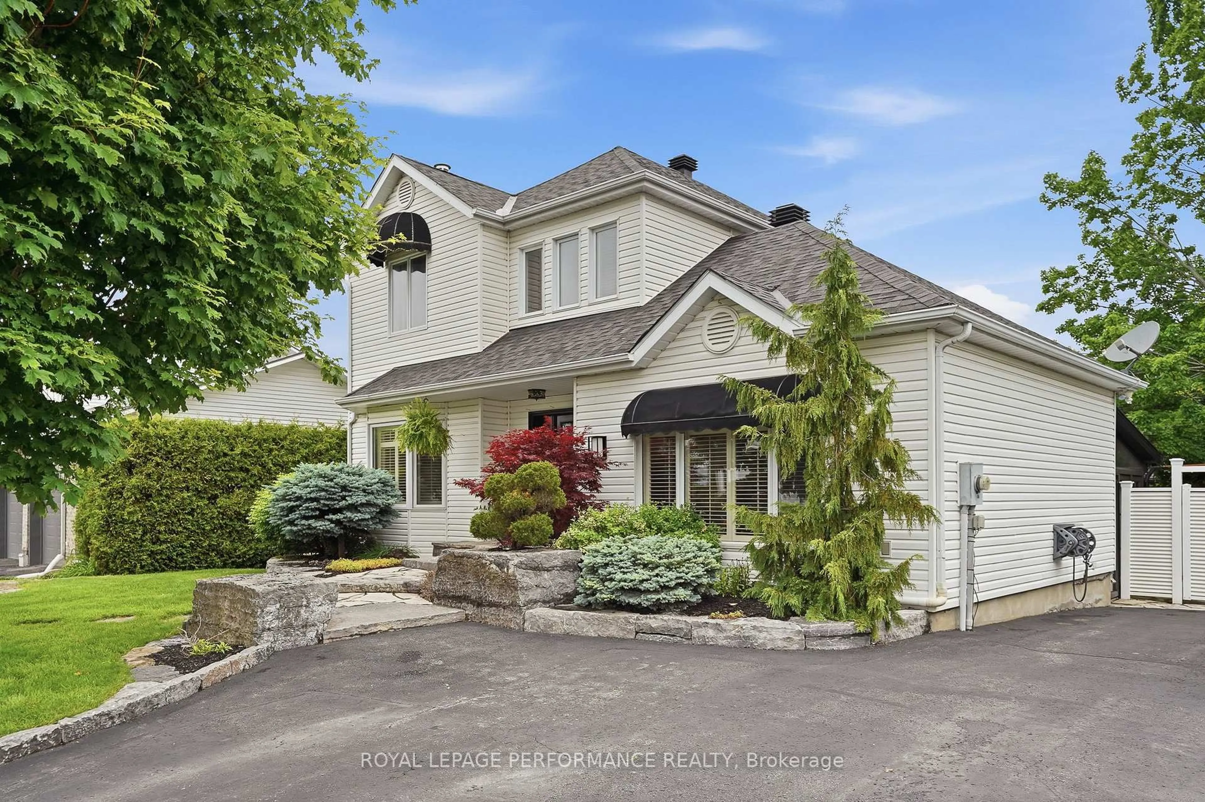 Unknown for 905 Royal Ave, Hawkesbury Ontario K6A 3J8