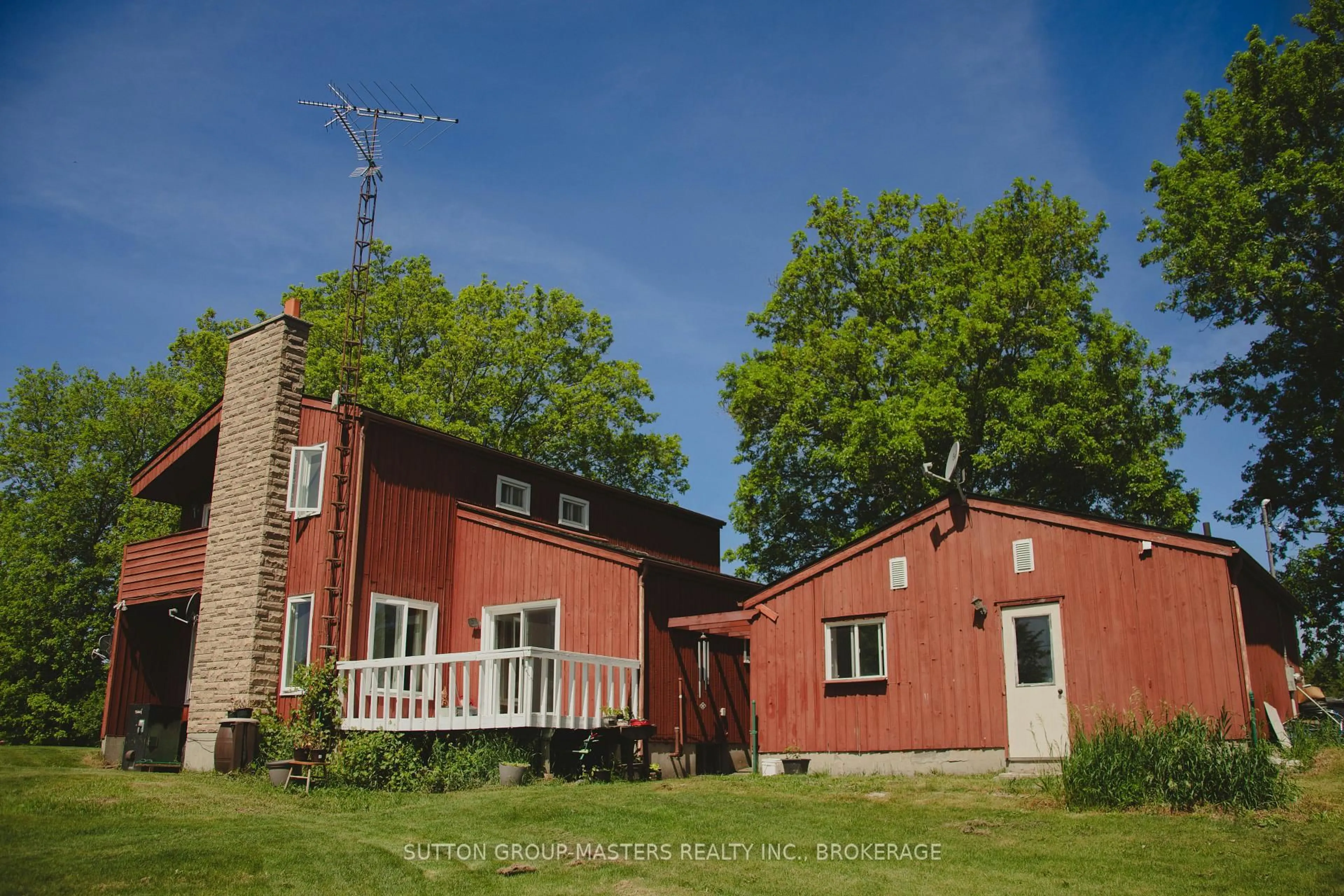 Unknown for 4374 County Road 1, Yarker Ontario K0K 3N0