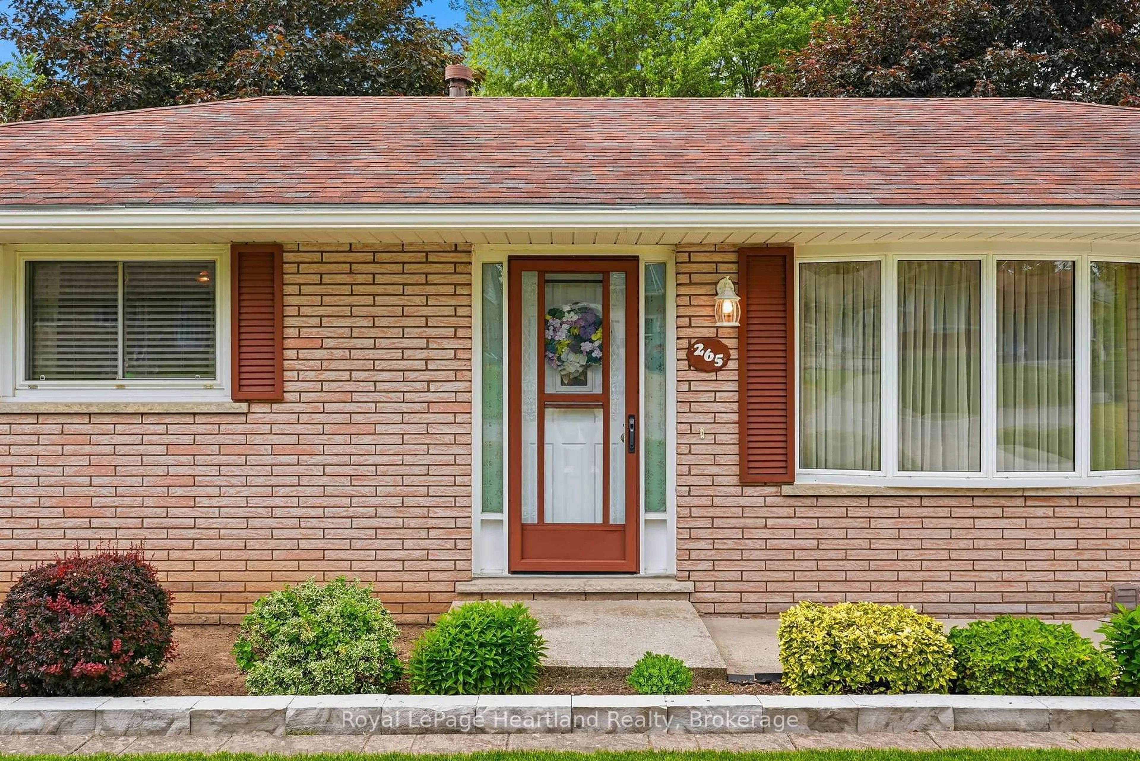 Home with brick exterior material, street for 265 Thomas St, Brockton Ontario N0G 2V0