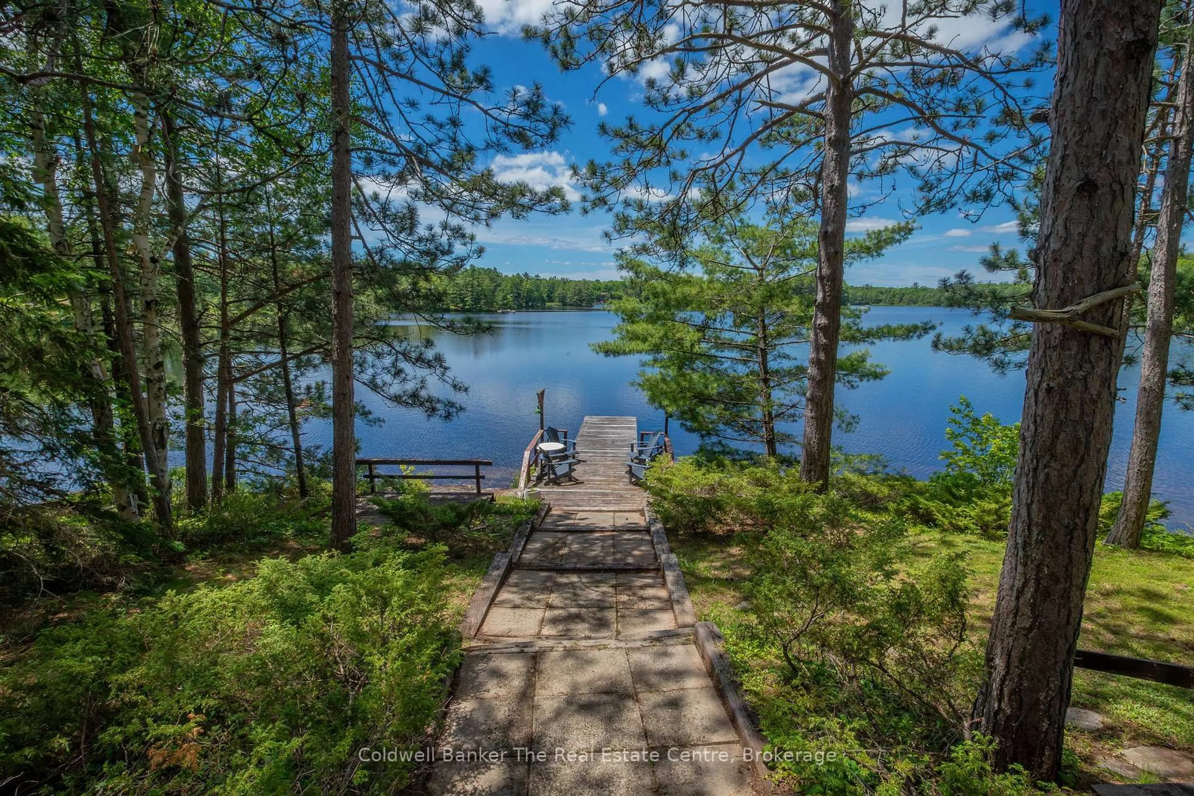Patio, water/lake/river/ocean view for 1077 Misty Lane, Gravenhurst Ontario P0E 1G0