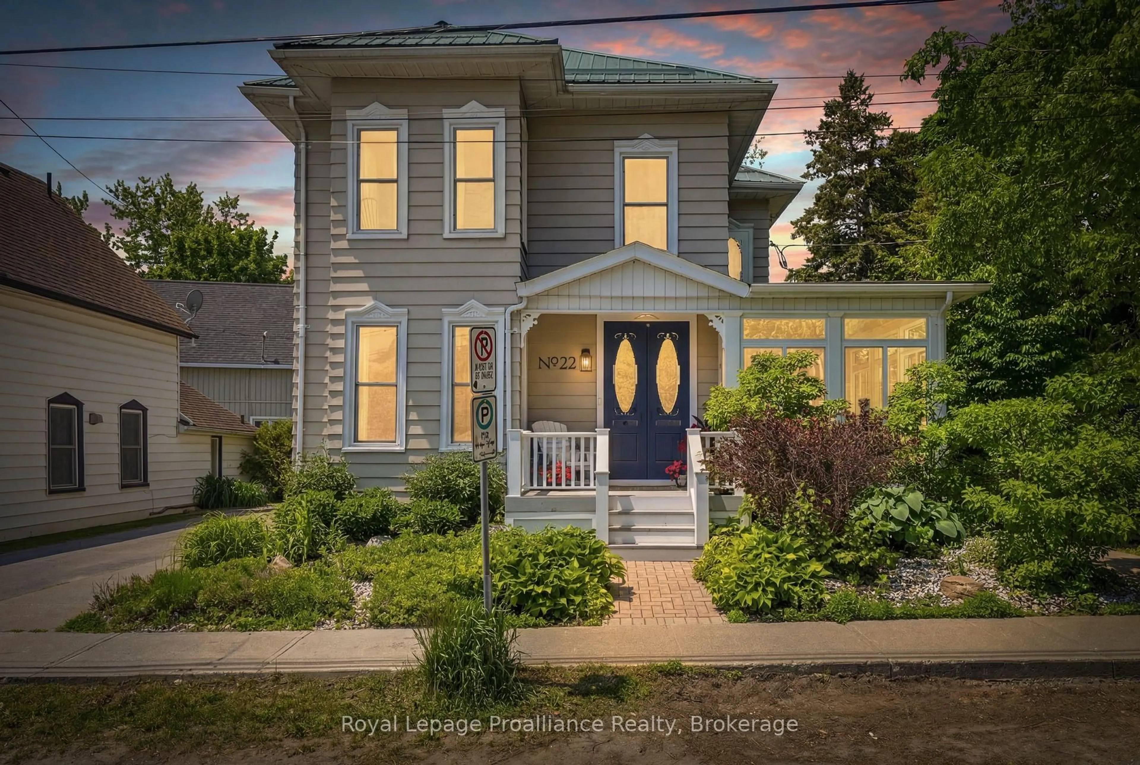 Unknown for 22 West St, Prince Edward County Ontario K0K 3L0