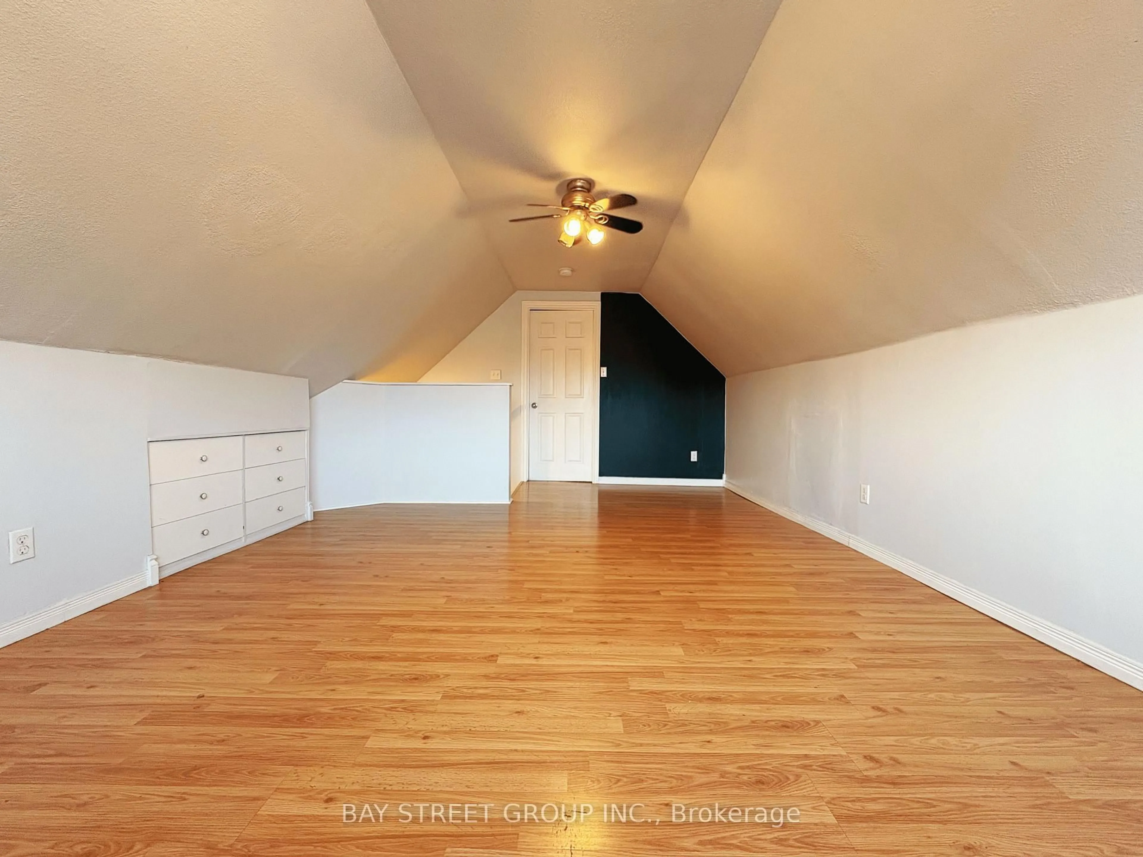 A pic of a room for 70 Courtwright St, Fort Erie Ontario L2A 2R7