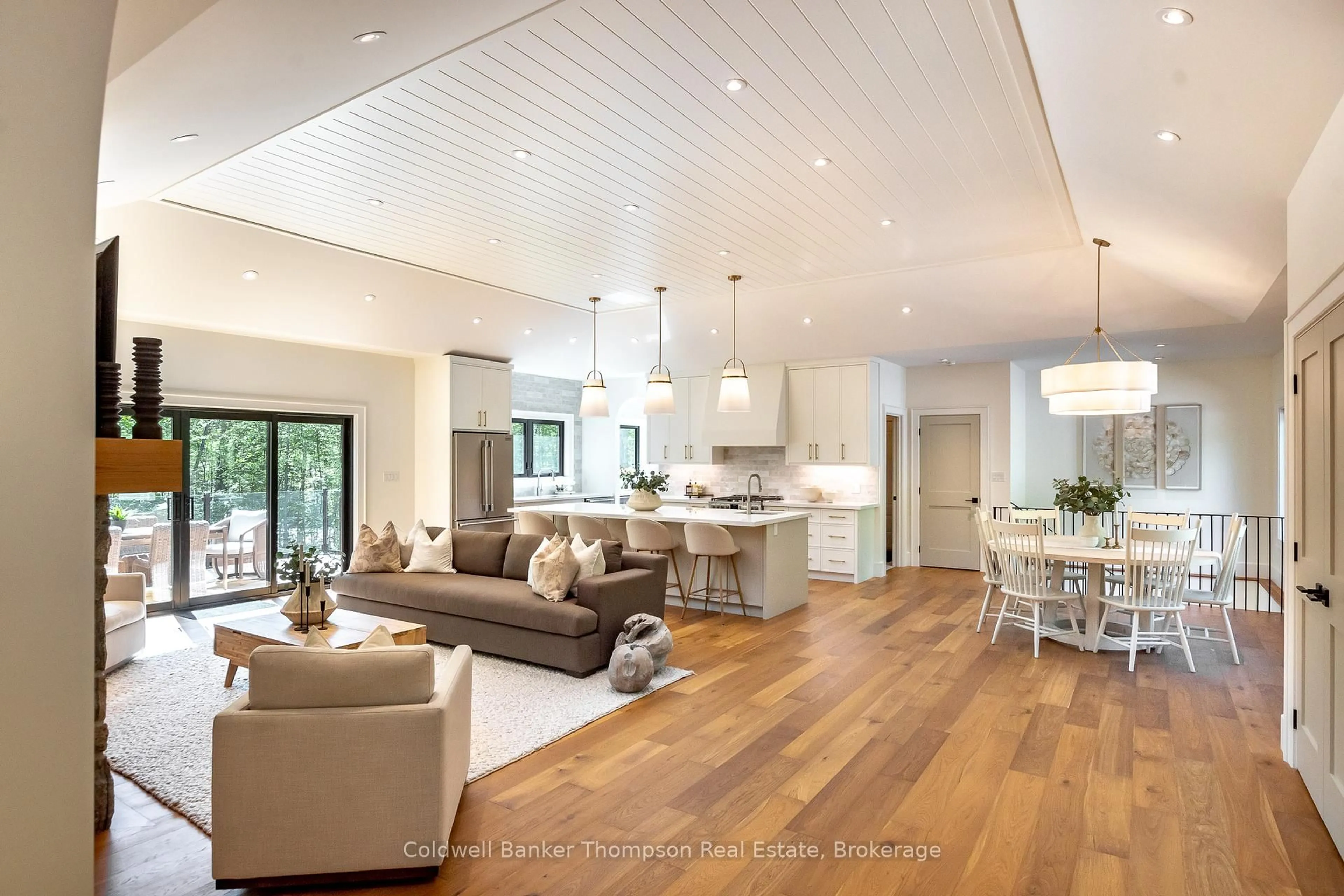 Open concept kitchen, wood/laminate floor for 1161 Clearwater Shores Rd, Muskoka Lakes Ontario P0B 1J0