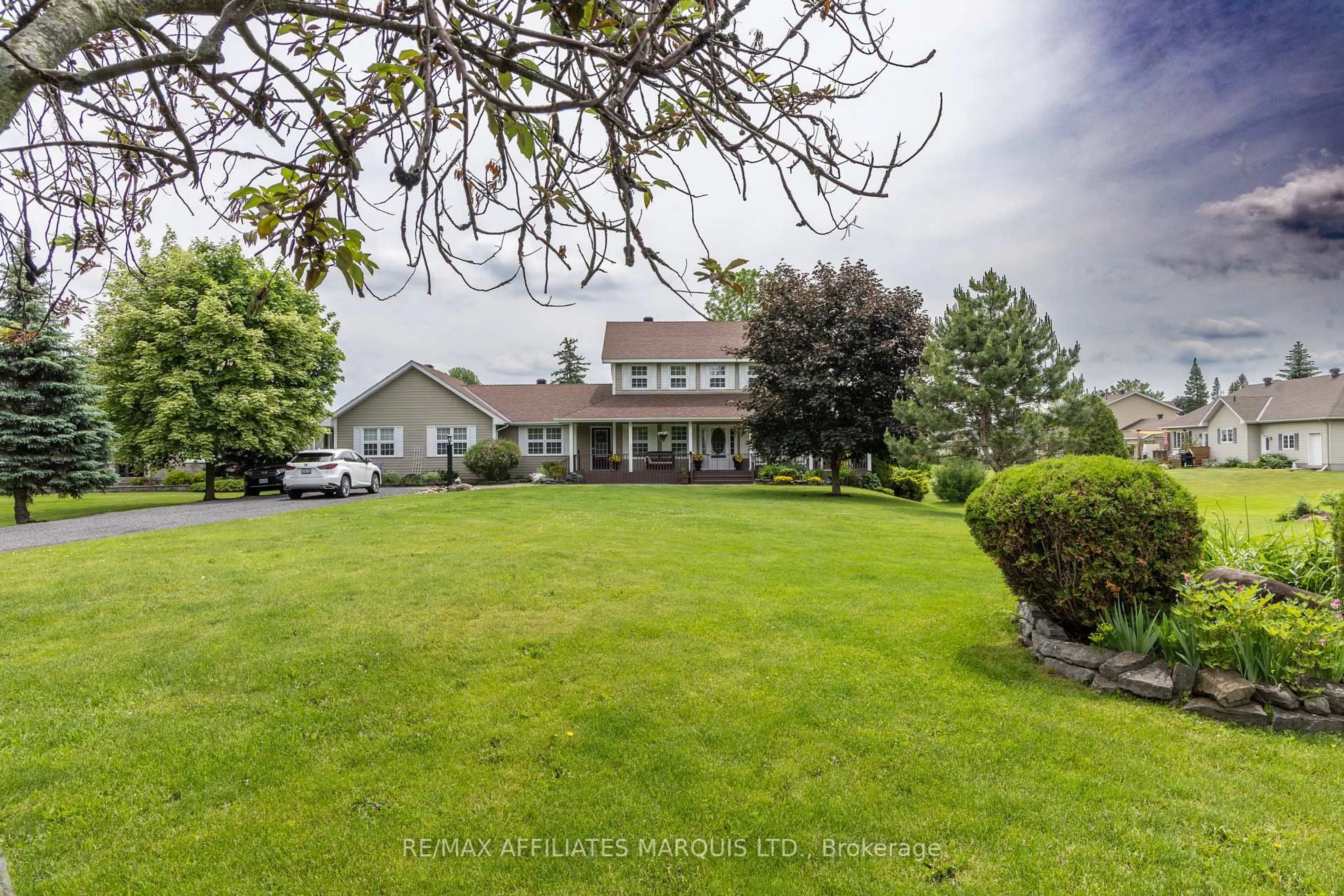 A pic from outside/outdoor area/front of a property/back of a property/a pic from drone, unknown for 12118 Lakeshore Dr, South Dundas Ontario K0C 1X0