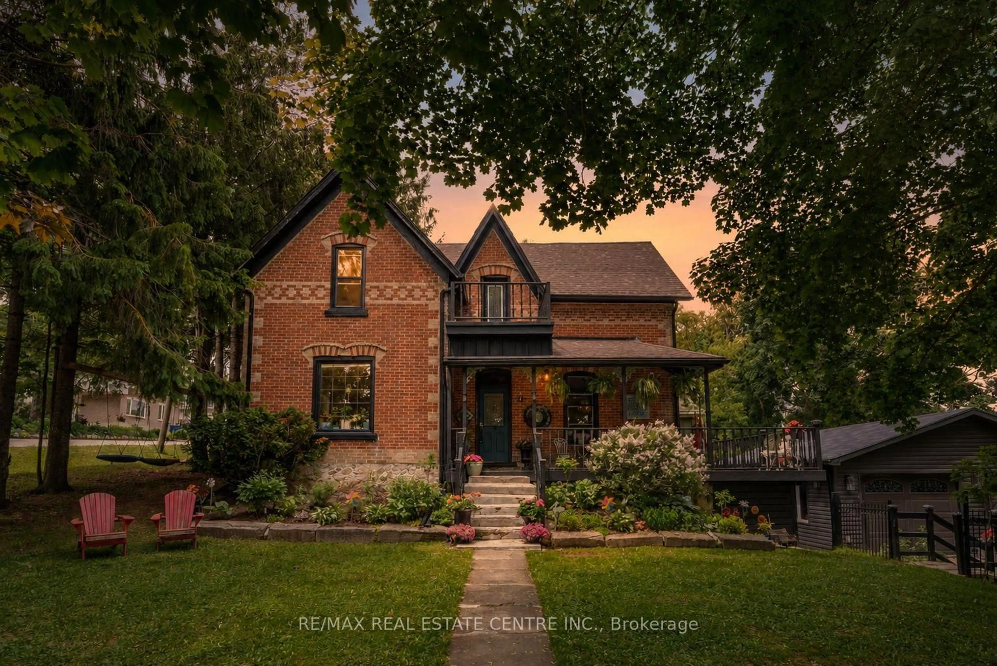 Home with brick exterior material, street for 28 Mill St, East Luther Grand Valley Ontario L0N 1G0