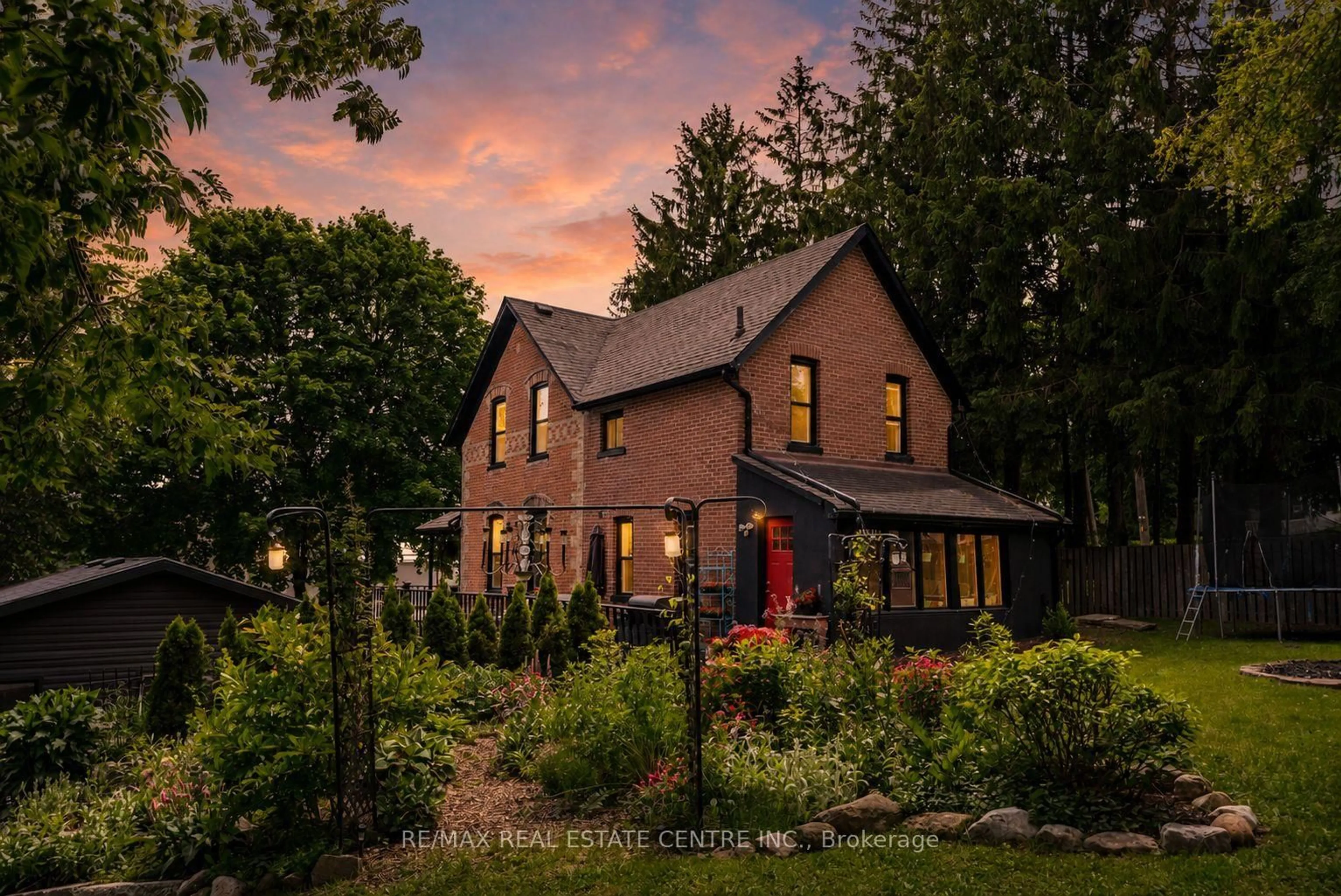 Home with brick exterior material, street for 28 Mill St, East Luther Grand Valley Ontario L0N 1G0