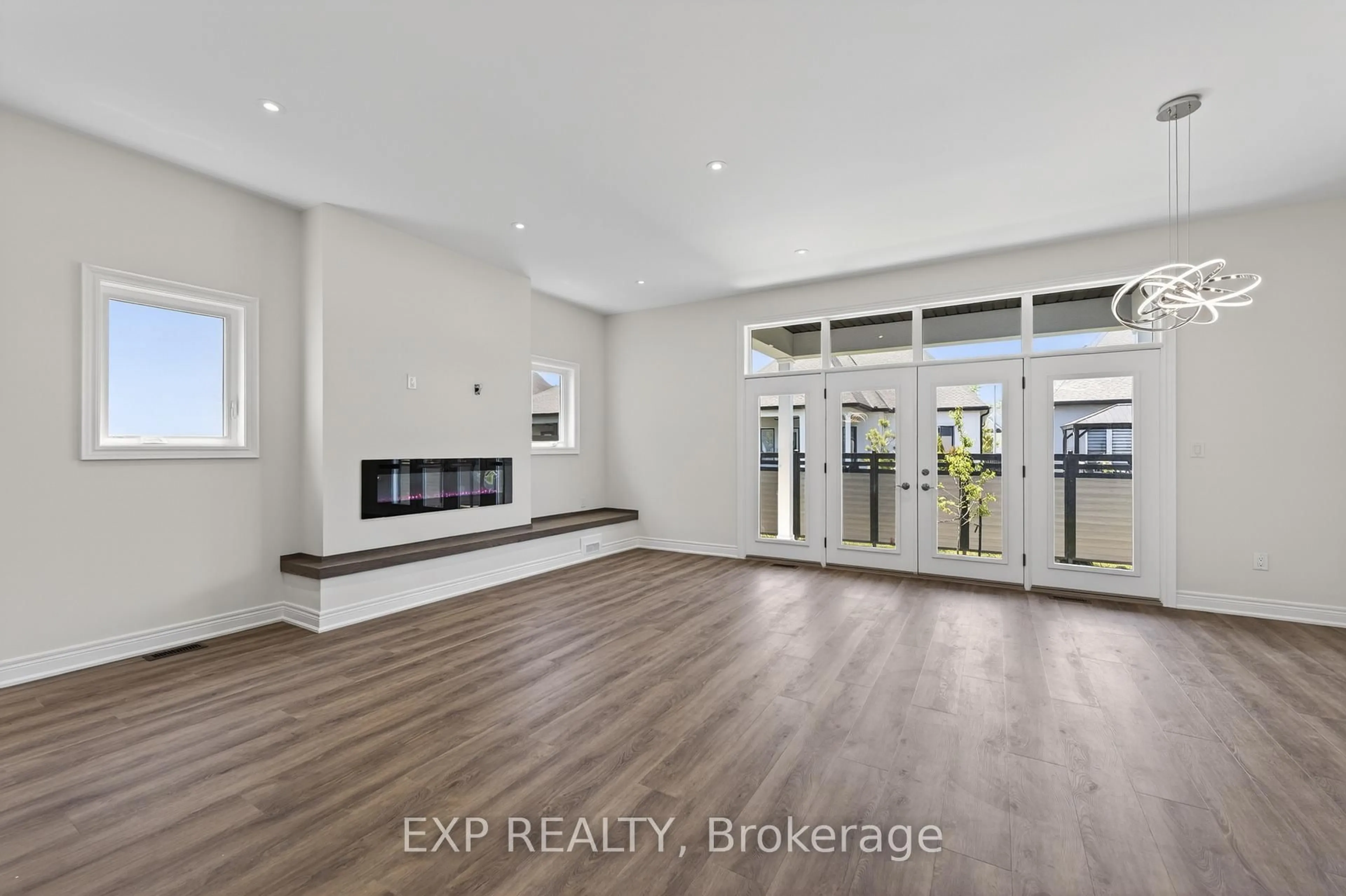 A pic of a room for 8 BUTTERNUT Cres, Fort Erie Ontario L0S 1N0