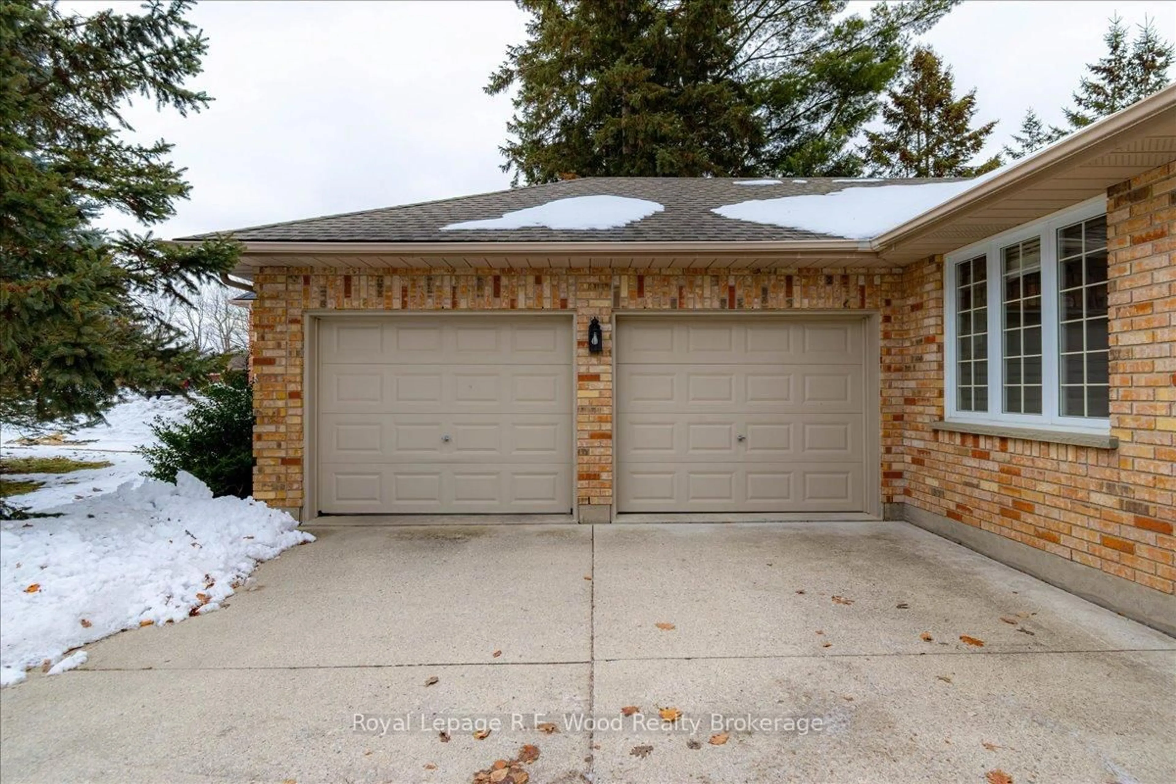 Unknown for 27 Woodside Dr, Tillsonburg Ontario N4G 5P9