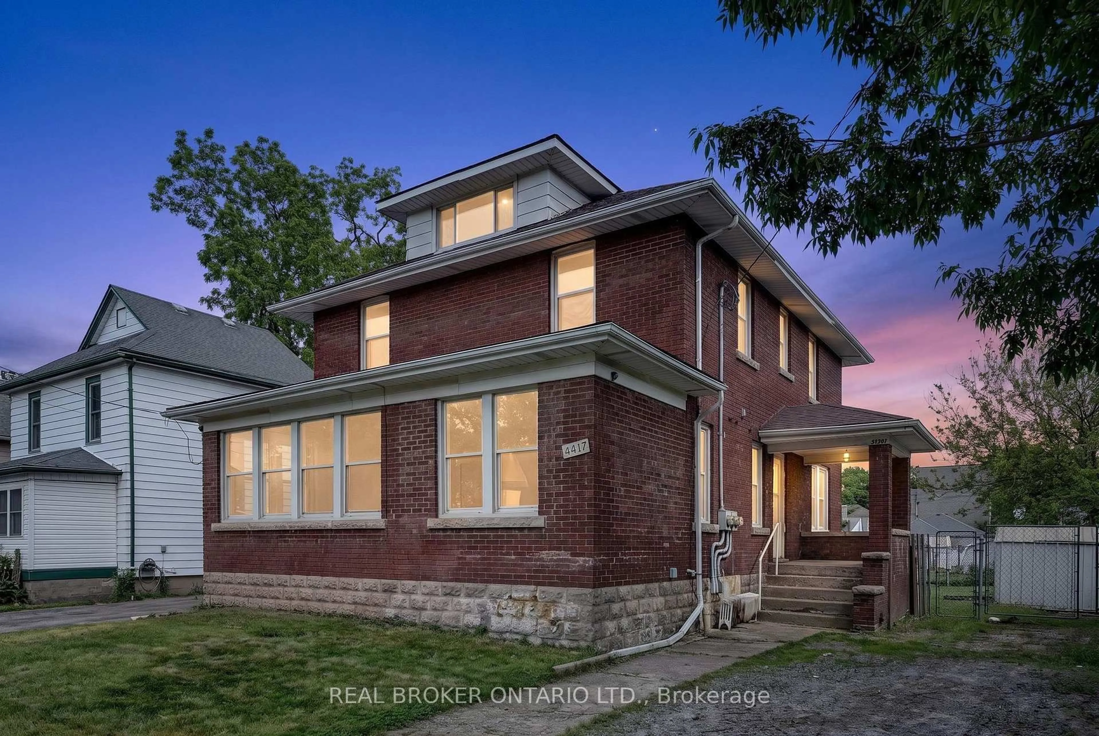 Home with brick exterior material, street for 4417 ELLIS St, Niagara Falls Ontario L2E 1H5