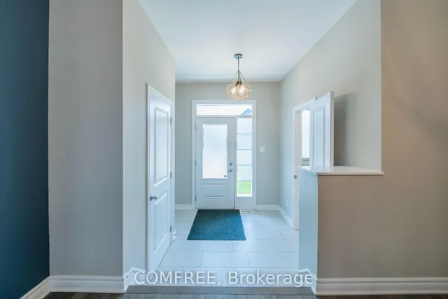 206 Kimpton Dr, Ottawa 5