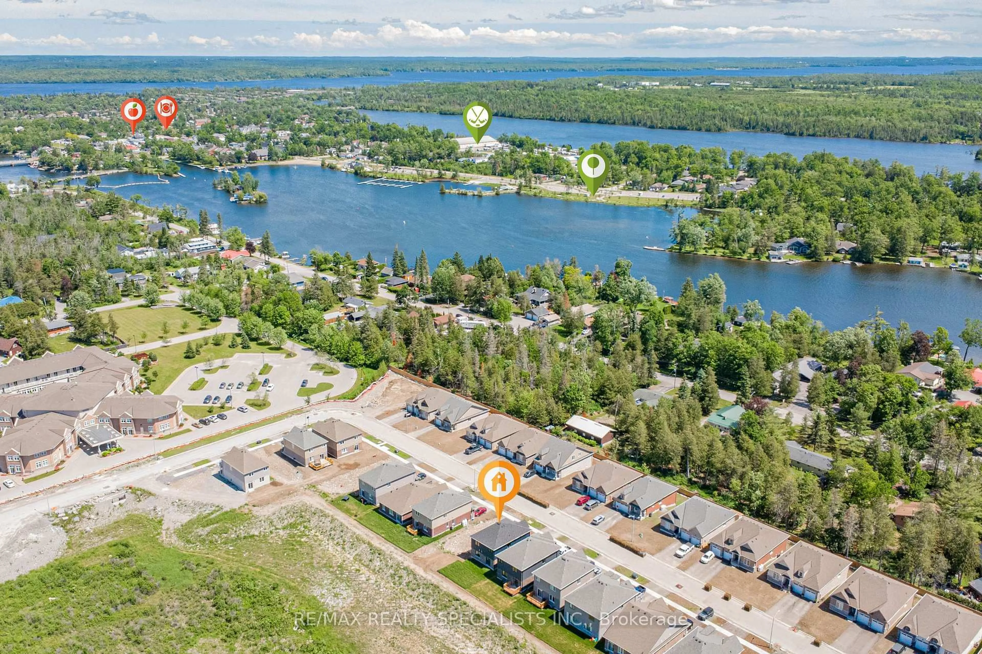 A pic from outside/outdoor area/front of a property/back of a property/a pic from drone, water/lake/river/ocean view for 58 Hillcroft Way, Kawartha Lakes Ontario K0M 1A0