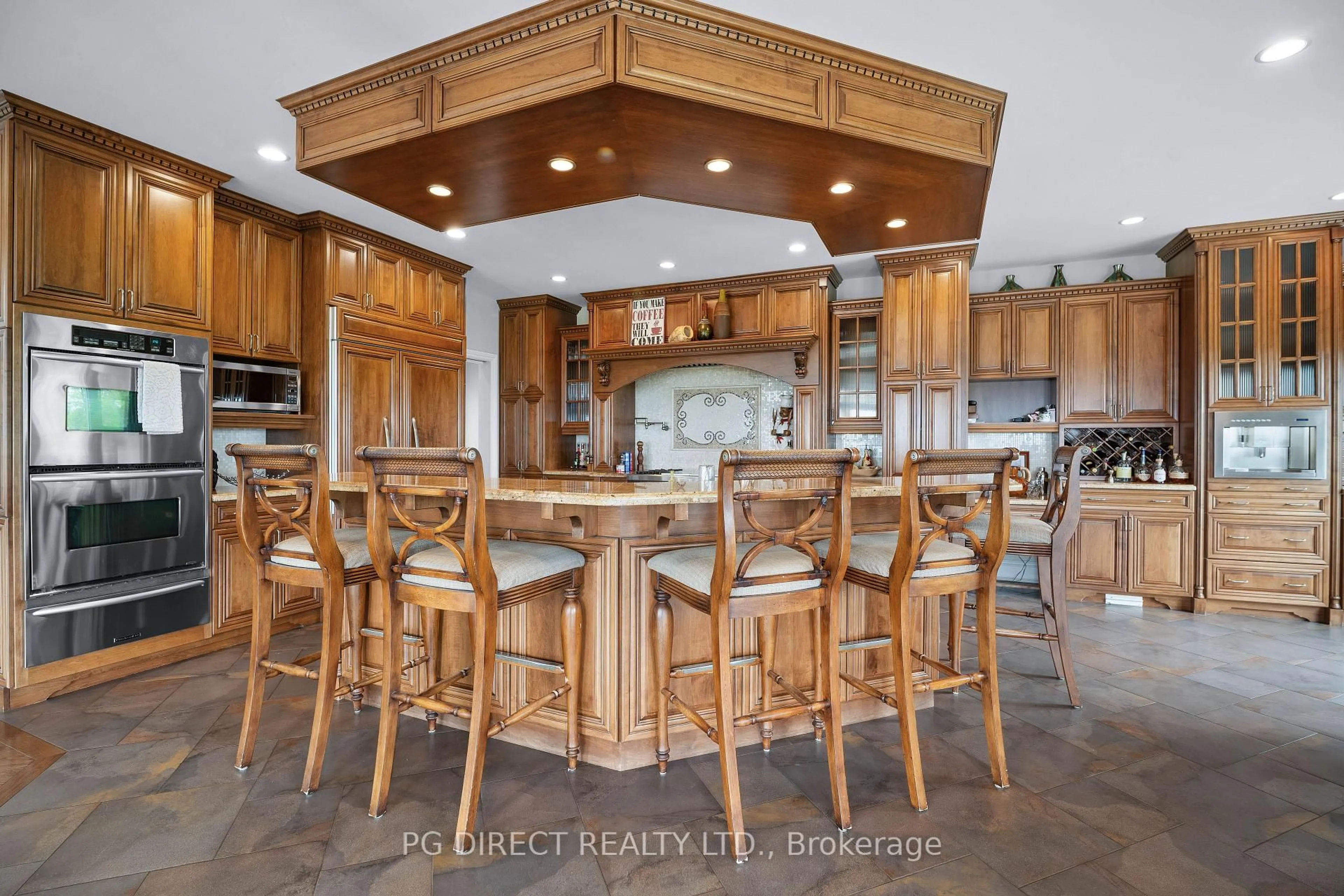 Open concept kitchen, unknown for 427 Surrey Dr, North Bay Ontario P1C 1E4