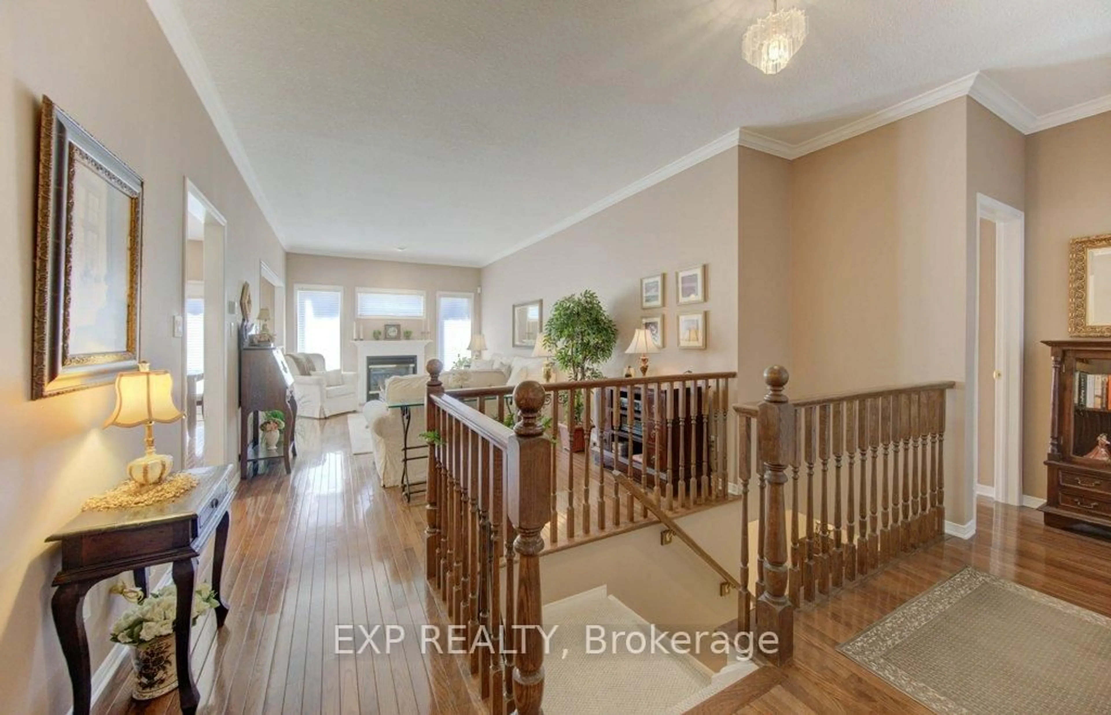Indoor entryway for 545 Laurelwood Dr #8, Waterloo Ontario N2V 2R4