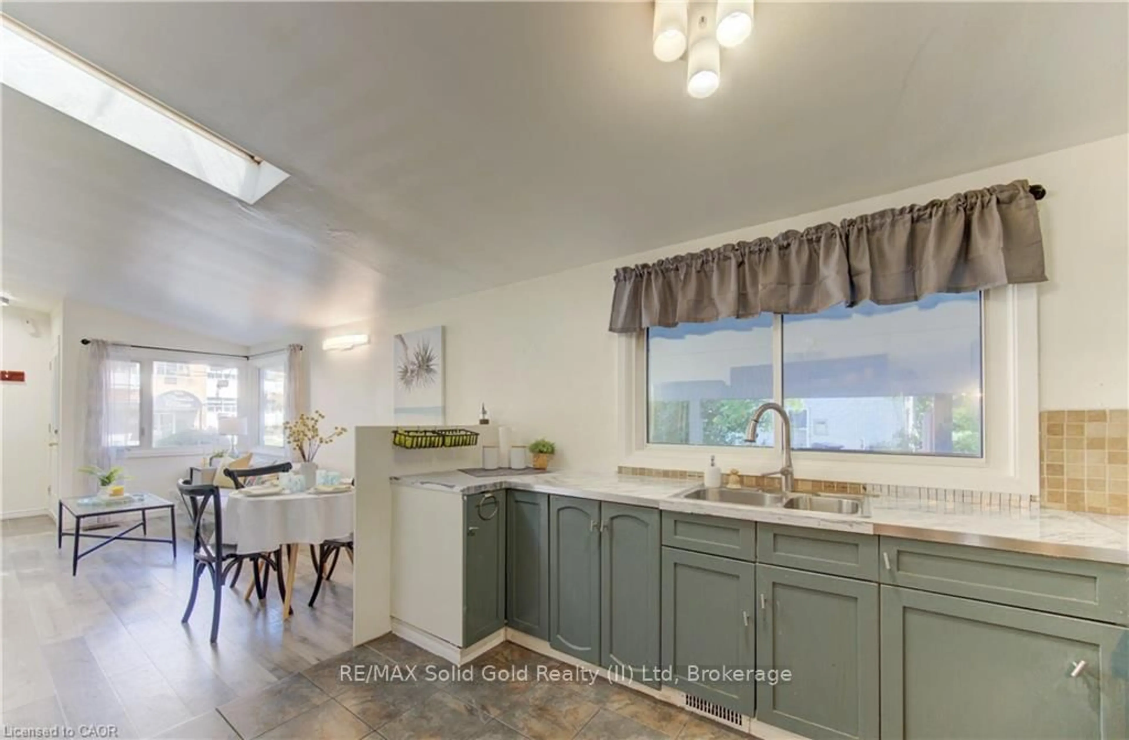 Open concept kitchen, unknown for 141 Franklin St, Kitchener Ontario N2A 1Y3