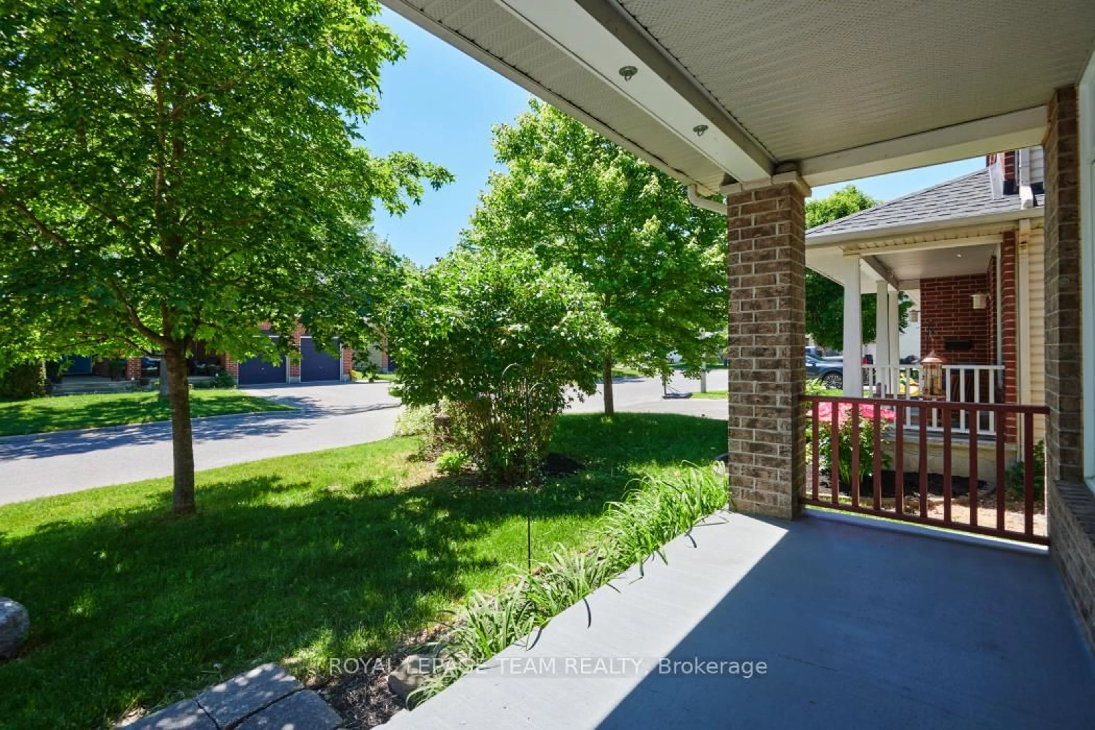 Patio, street for 763 Long Point Circ, Ottawa Ontario K1T 4H5