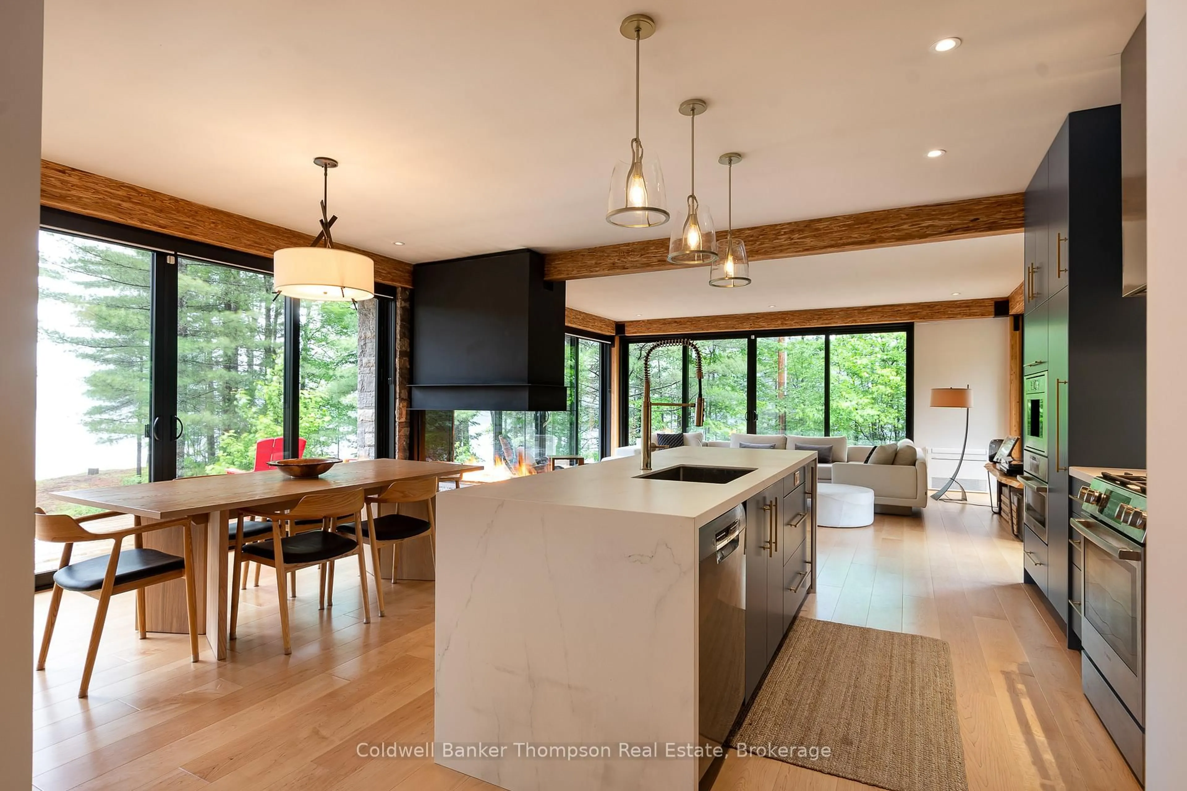 Open concept kitchen, unknown for 1558 South Lancelot Rd, Huntsville Ontario P0B 1M0