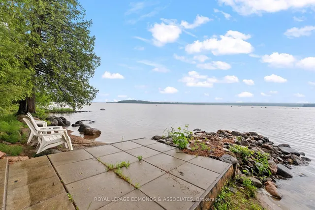 416 Rocky Point Dr, Killaloe 2