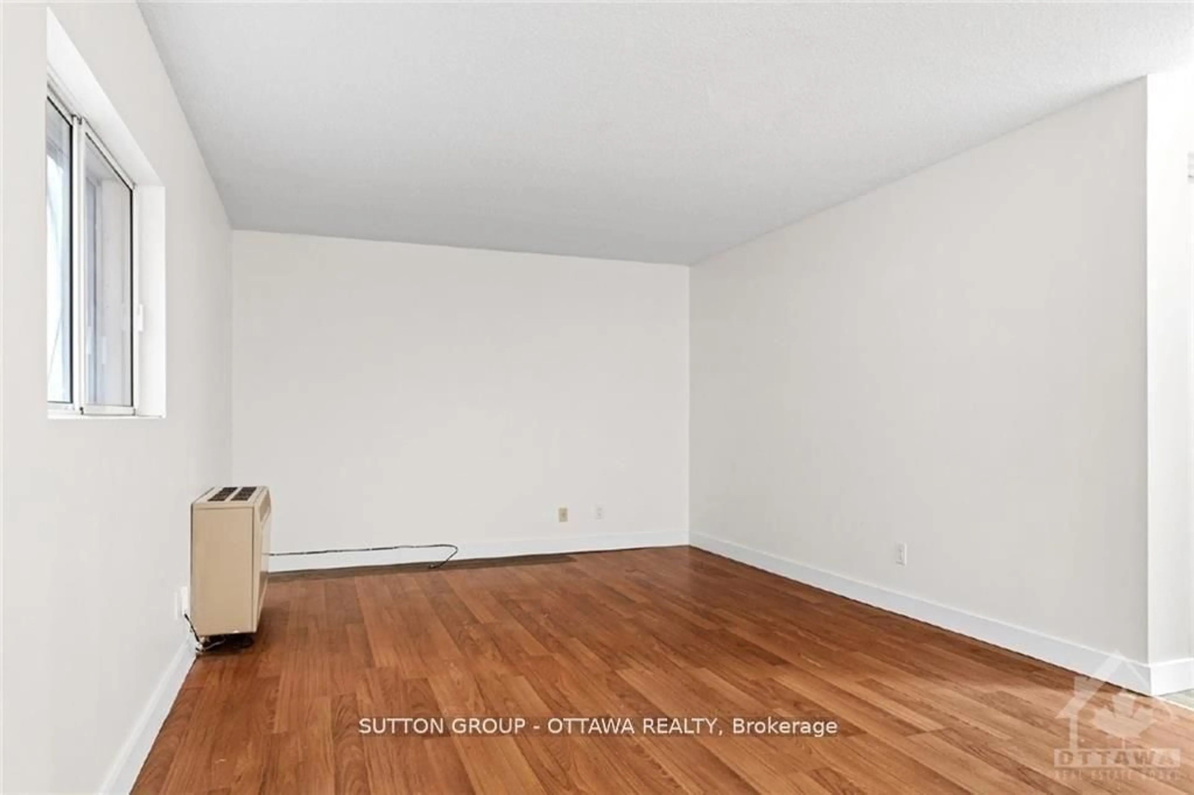 A pic of a room for 244 Westhaven Cres, Ottawa Ontario K1Z 7G3