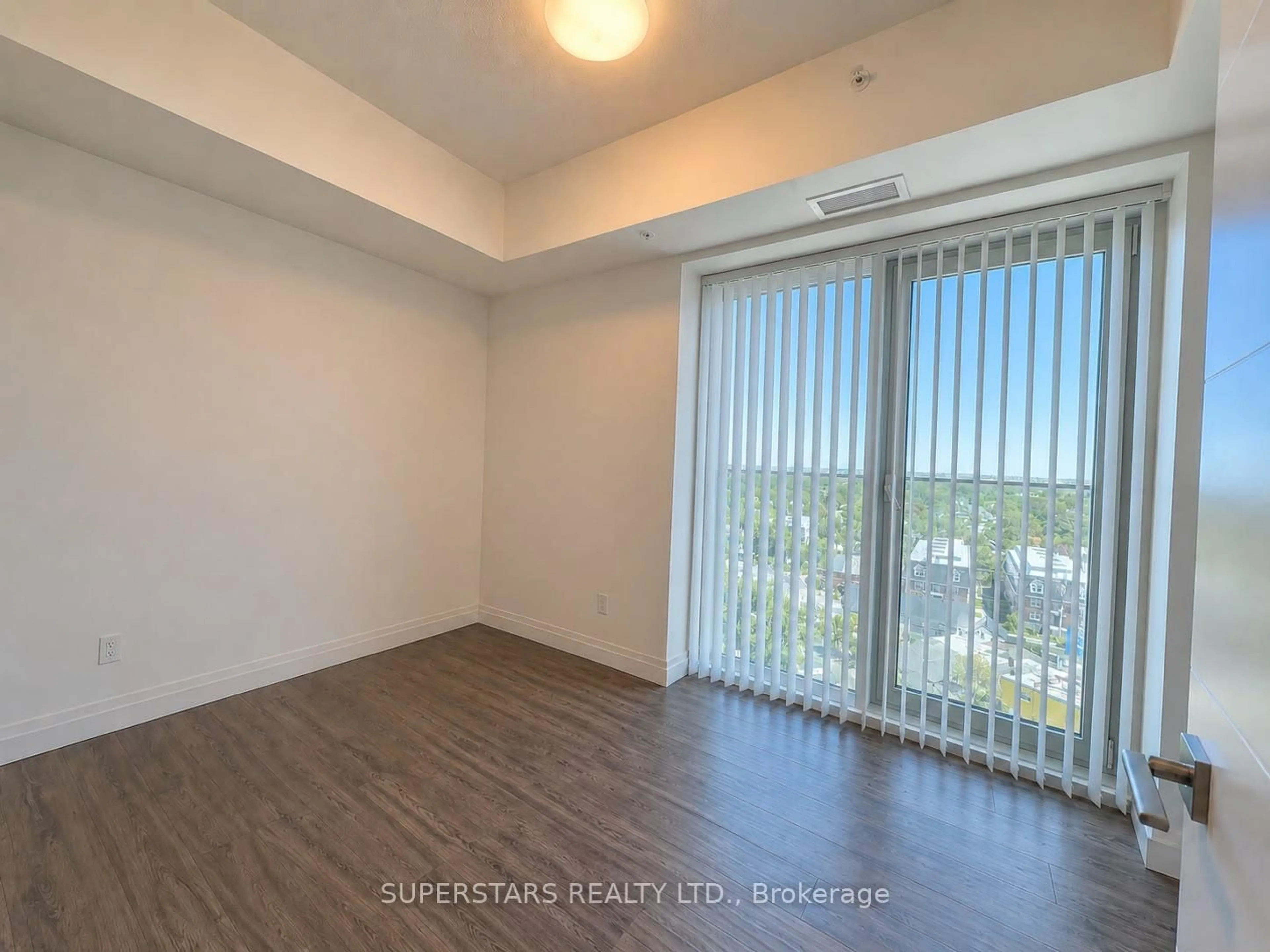 A pic of a room for 652 Princess St #1012, Kingston Ontario K7L 1E5