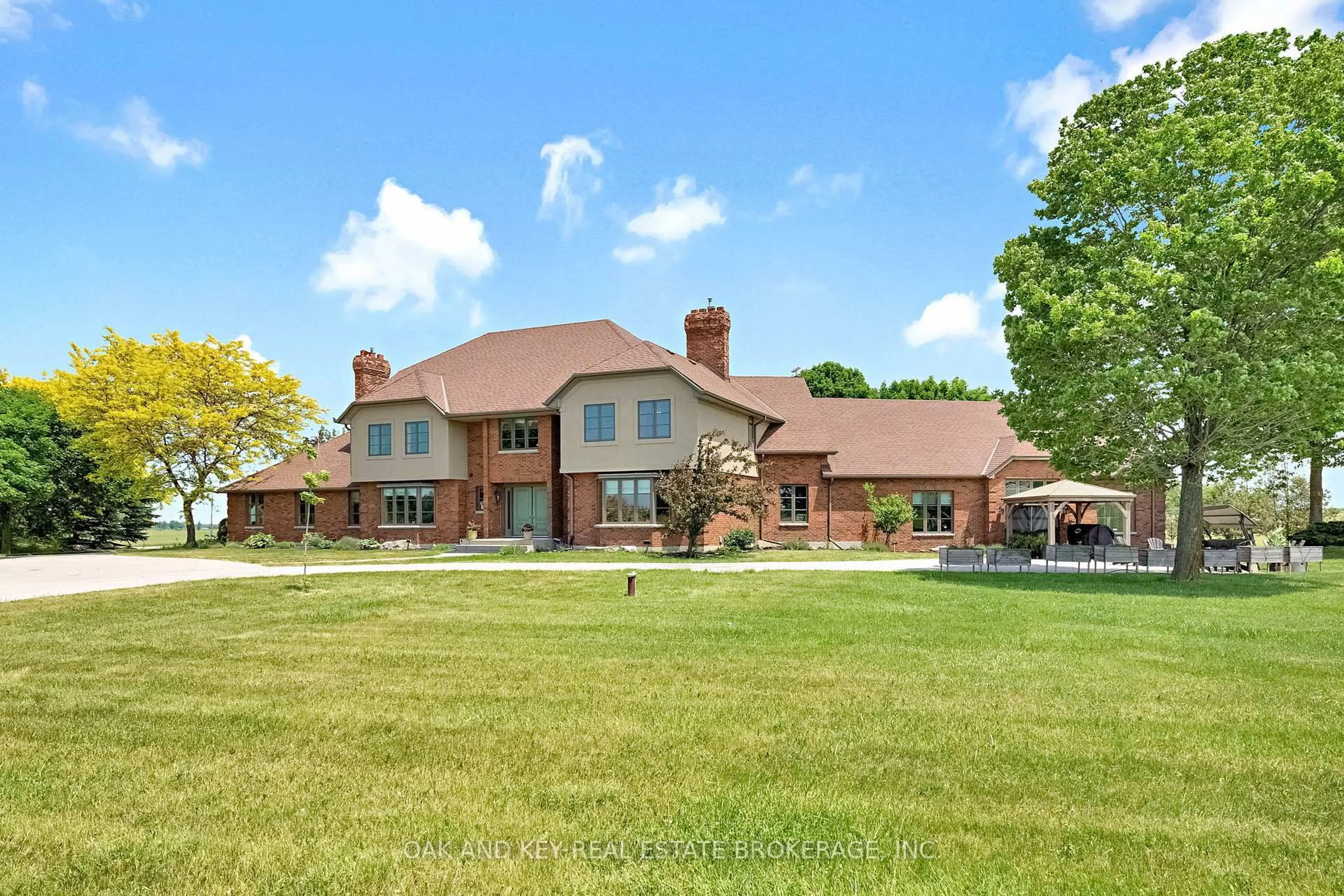 Unknown for 29830 Centre Rd, Adelaide Metcalfe Ontario N7G 3H7