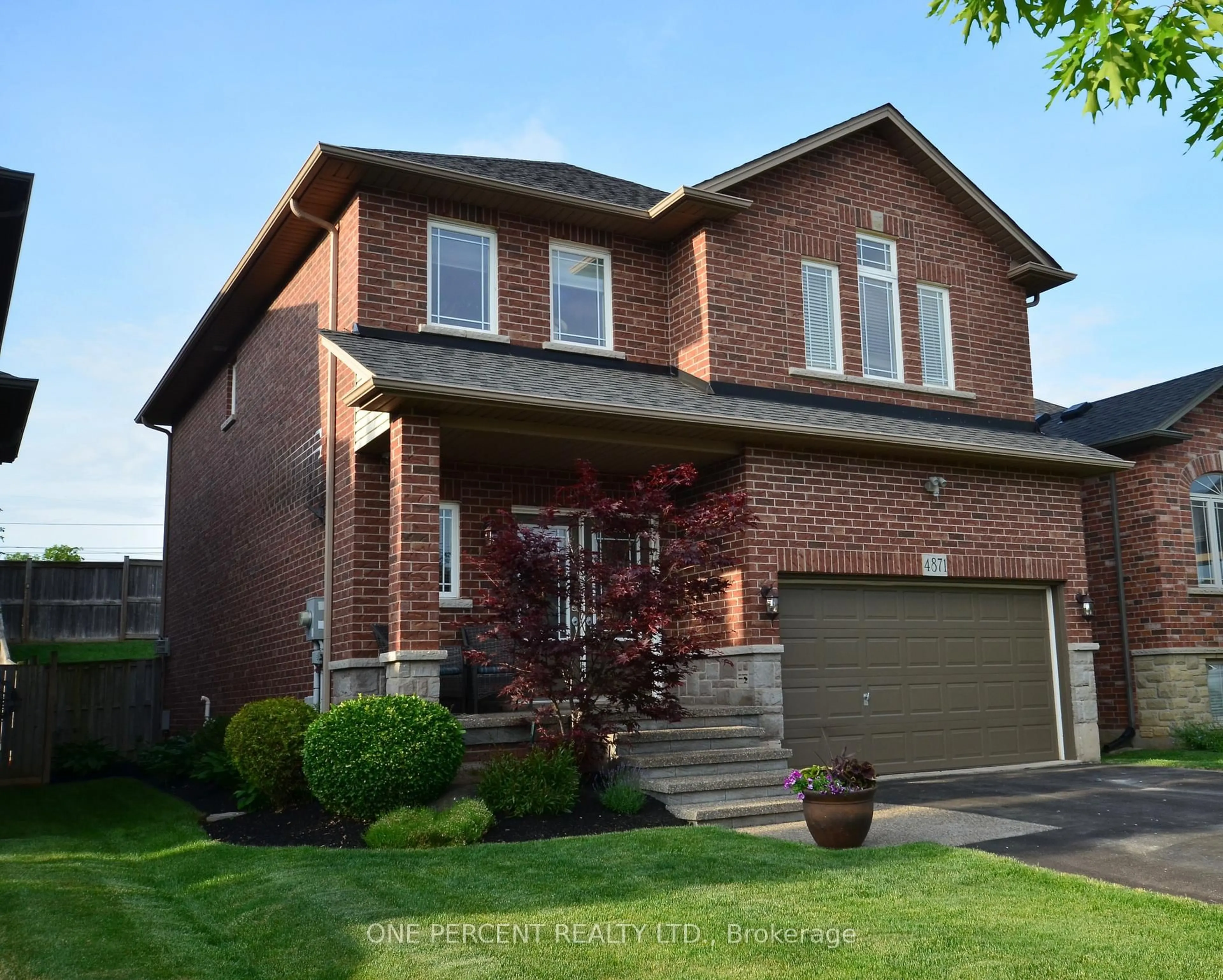Home with brick exterior material, street for 4871 Northgate Cres, Lincoln Ontario L3J 0E8