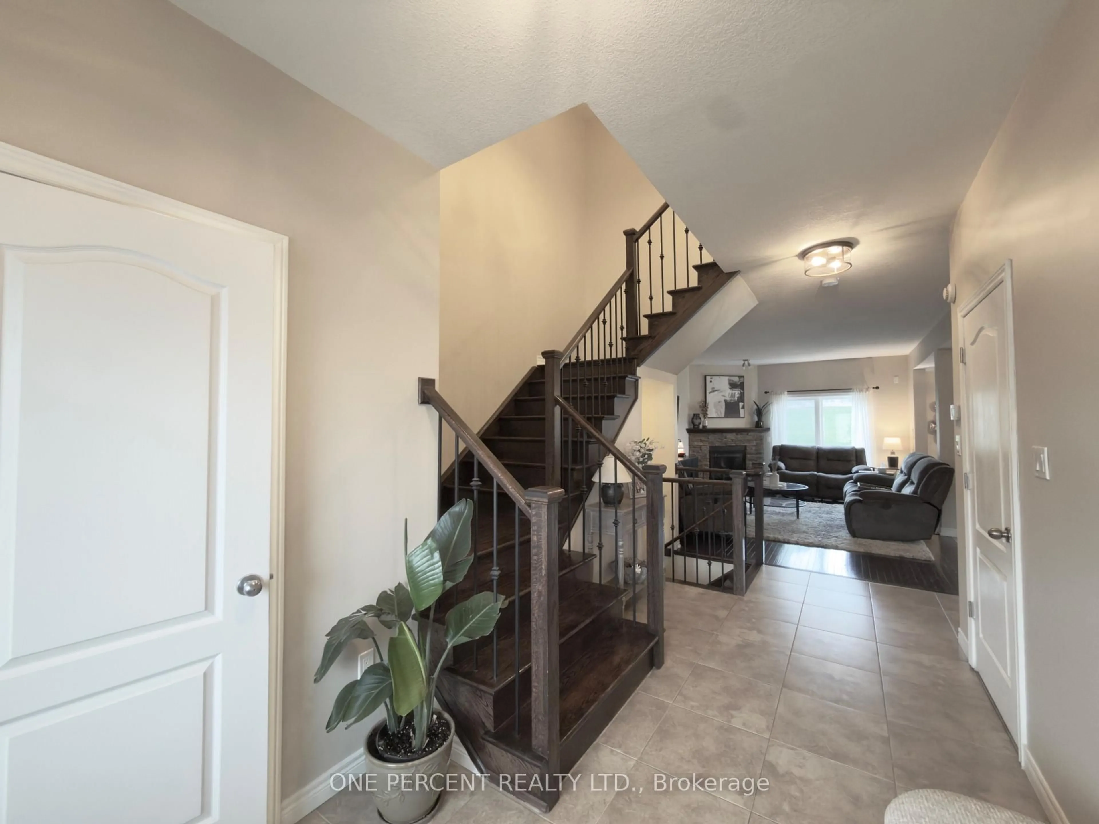 Unknown for 4871 Northgate Cres, Lincoln Ontario L3J 0E8