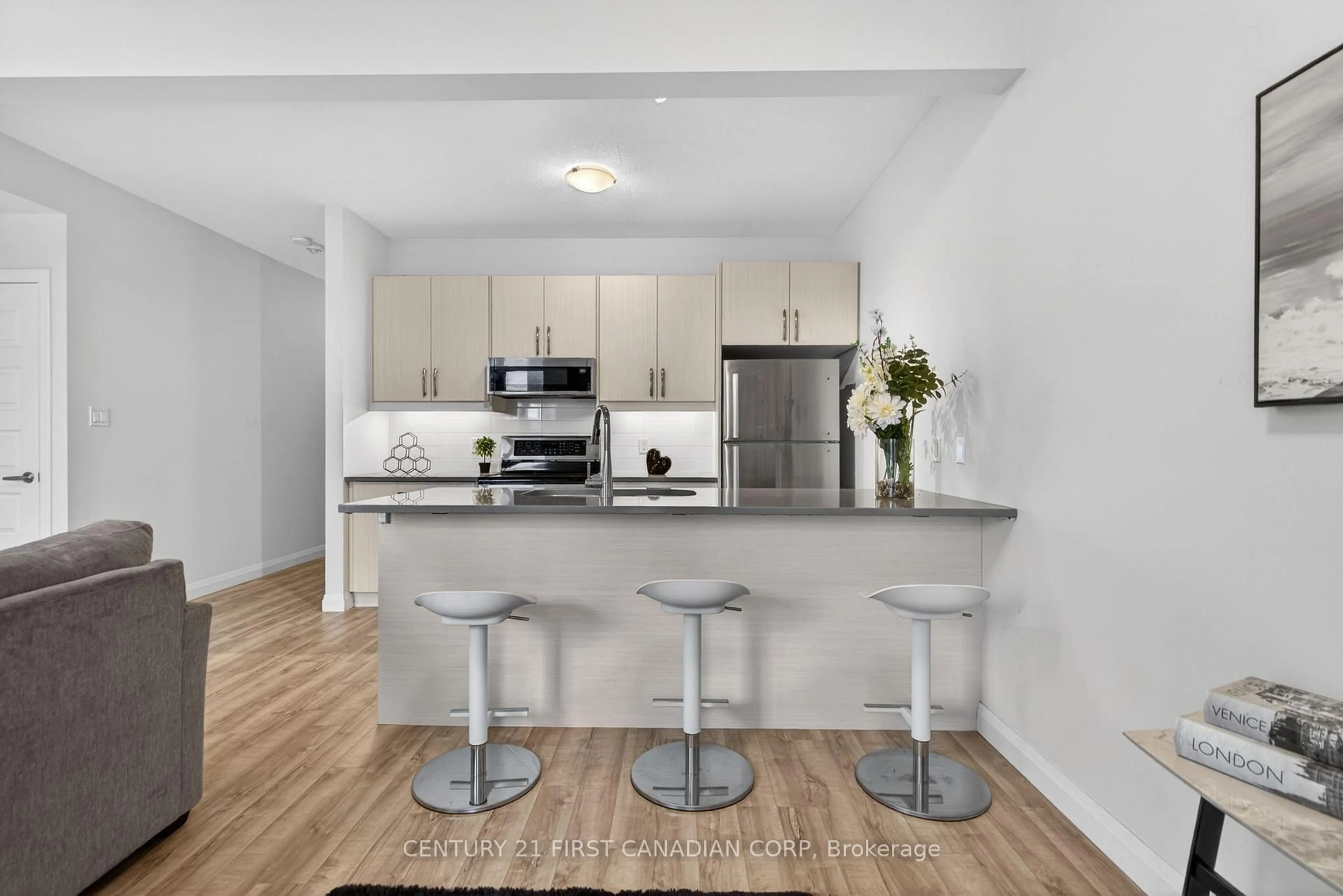 Open concept kitchen, unknown for 807 Kleinburg Dr #9, London North Ontario N5X 0N6