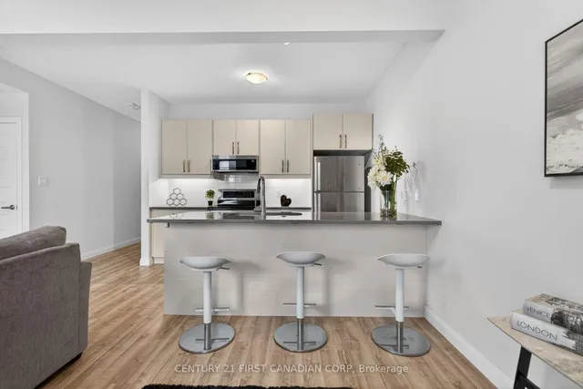 807 Kleinburg Dr #9, London North 4