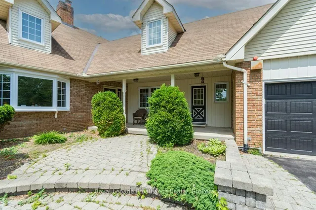 218 Lock Rd, Quinte West 3